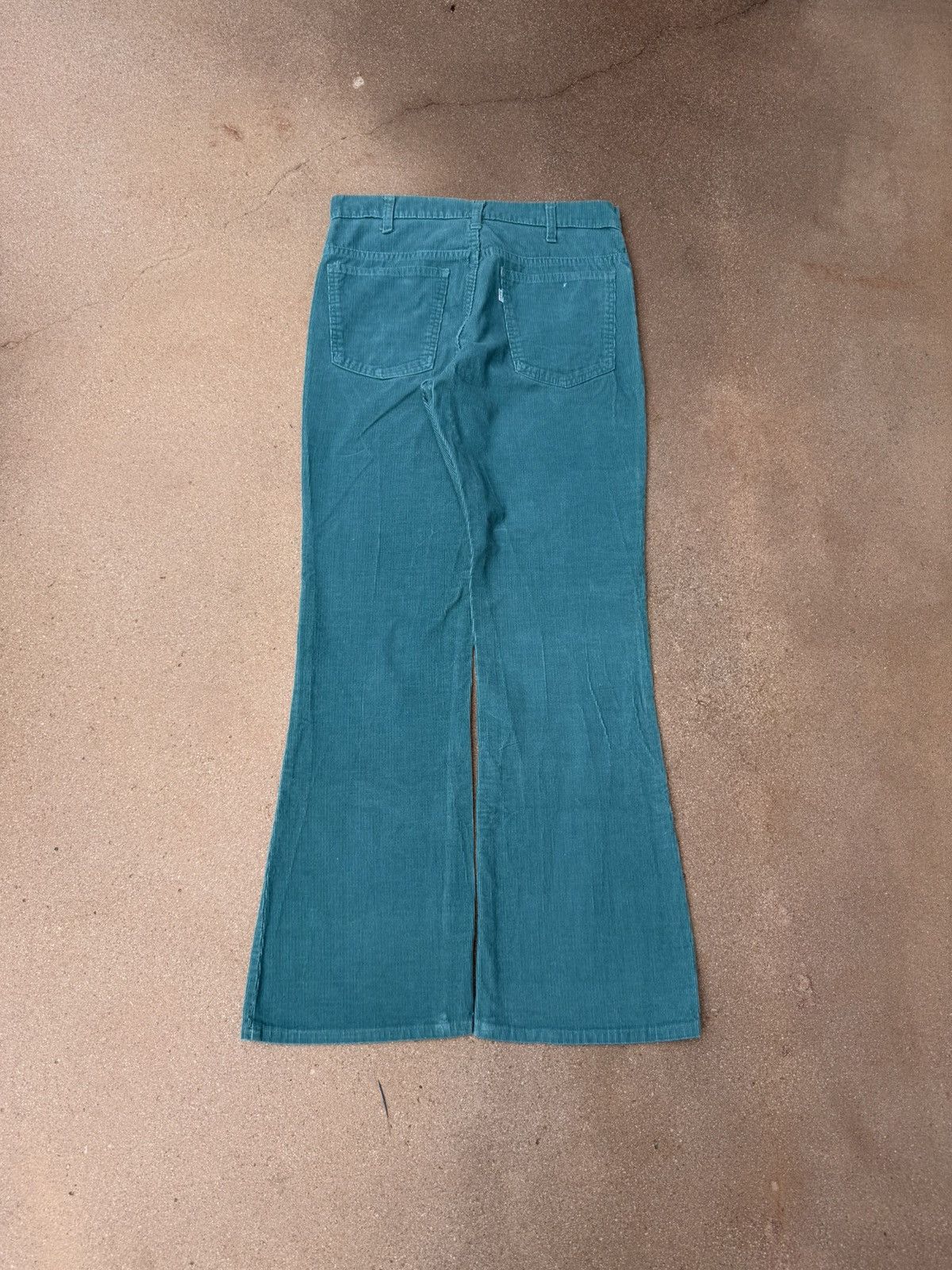 Levi's Vtg 70’s Levi’s 646 Bellbottom Flare Corduroy Pants 32x31 Size US 32 / EU 48 - 2 Thumbnail