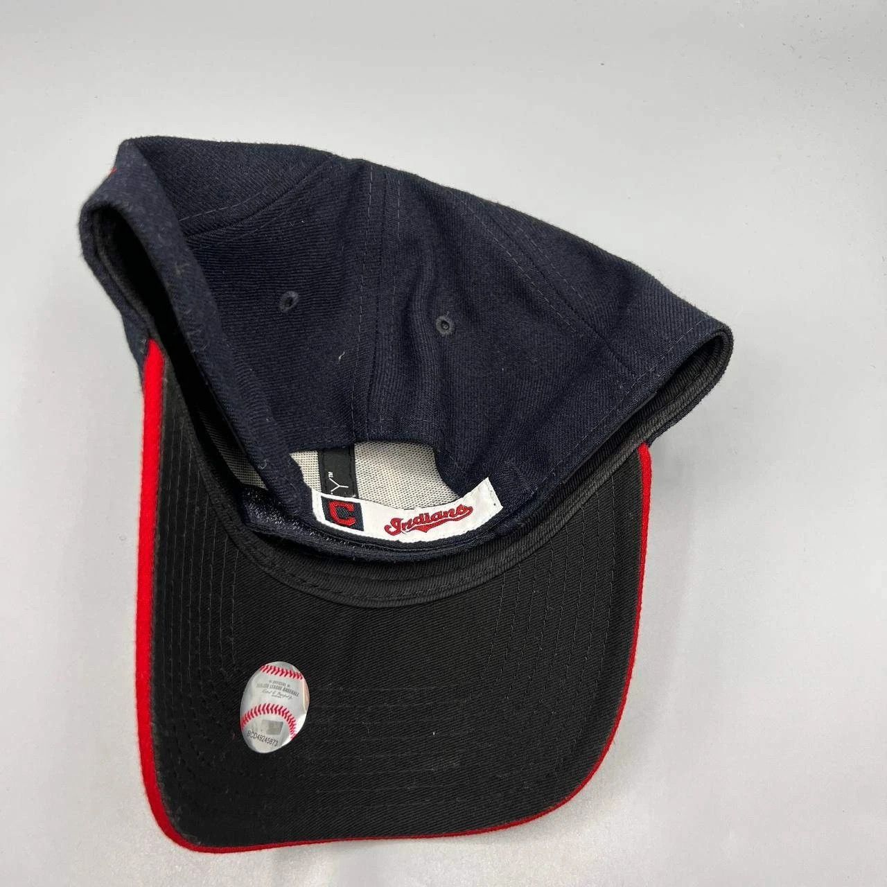 New Era Cleveland Indians Guardians Hat Men Black Red MLB Strap Back Size ONE SIZE - 3 Thumbnail