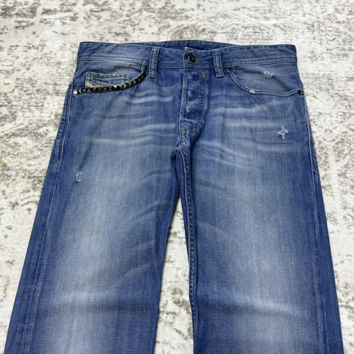Diesel 2000s Diesel Fade Wash Studded Slim Jeans Size US 31 - 2 Thumbnail