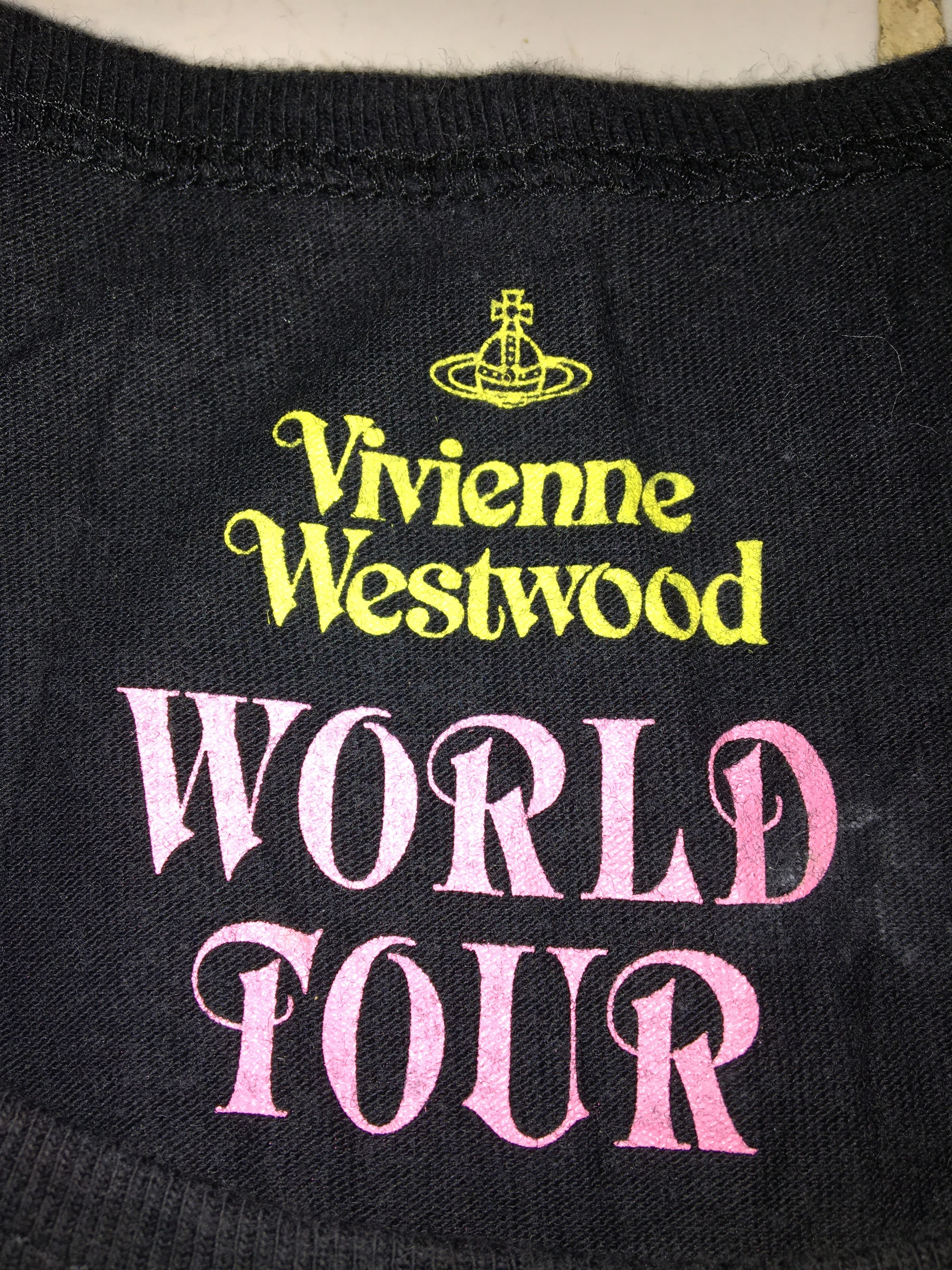 Japanese Brand Vivienne Westwood World Tour Shirt Size US M / EU 48-50 / 2 - 5 Thumbnail