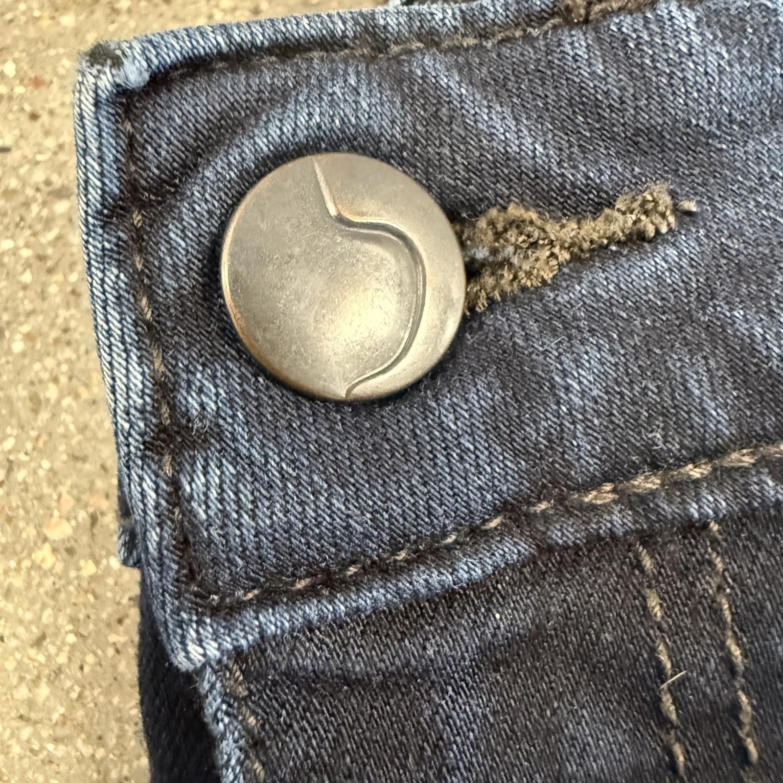 Designer Joe's Jeans Premium Denim Mid Rise Icon Women's - 28 Size 28" / US 6 / IT 42 - 4 Thumbnail