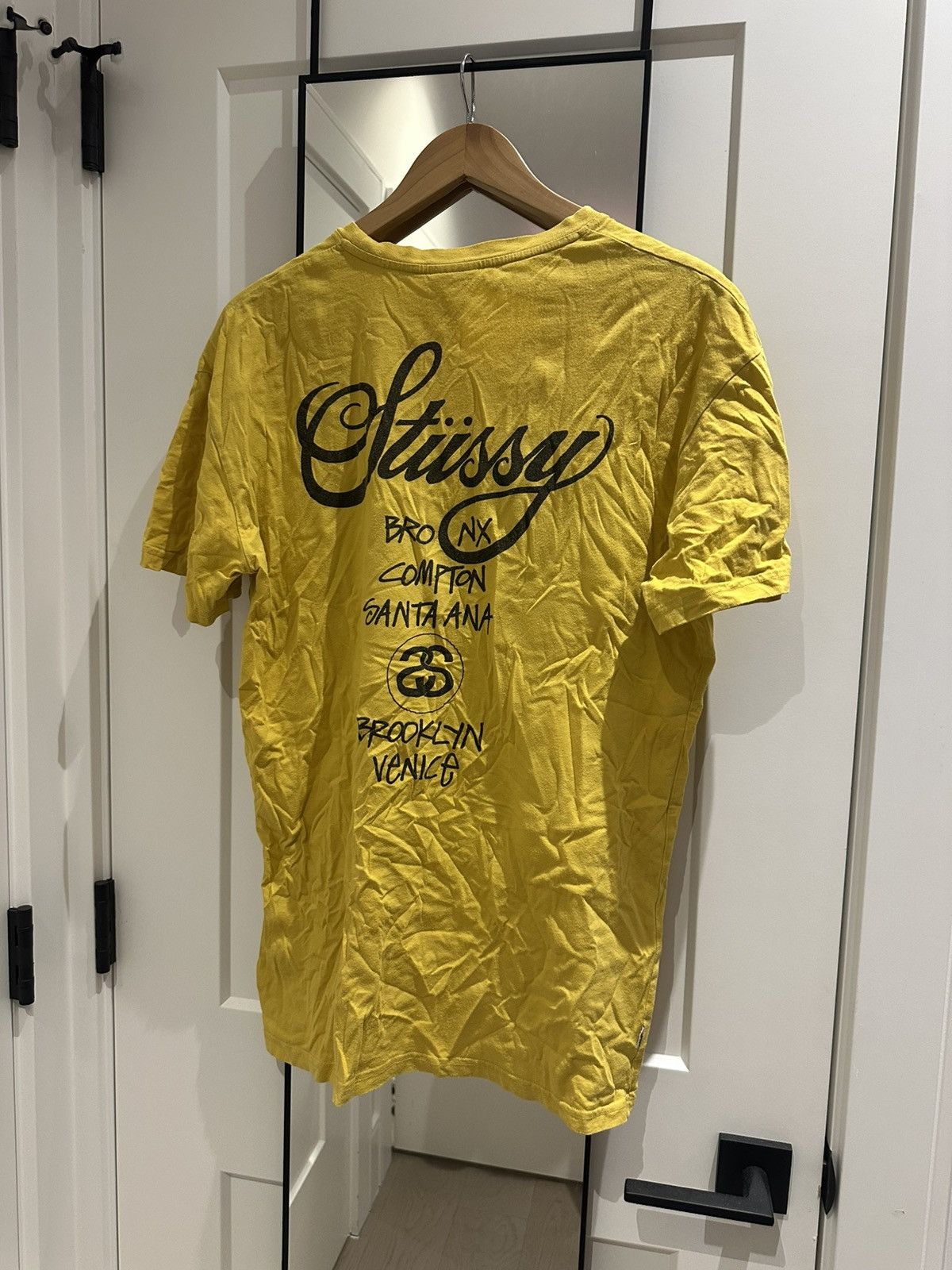 Stussy Stussy world tour tee Size US M / EU 48-50 / 2 - 2 Thumbnail
