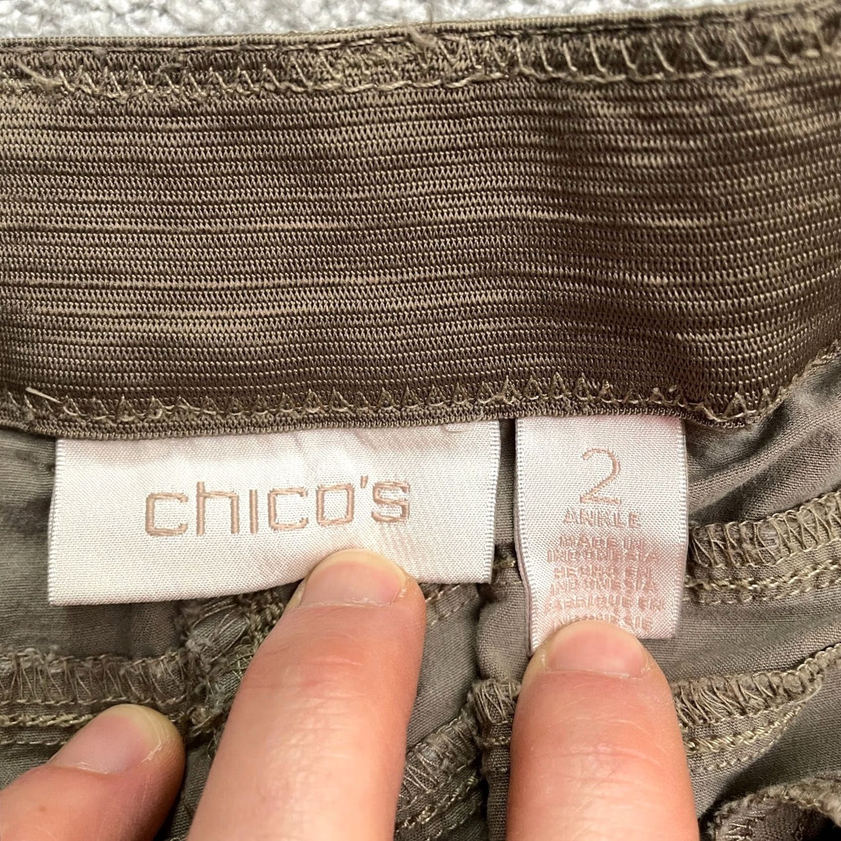 Vintage Chico's Ankle Pants Womens 2 Brown Tapered Leg High Rise Casual 34x29 Fit Regular Size 2 Womens Brown Chico's Pants Size 26" / US 2 / IT 38 - 7 Thumbnail