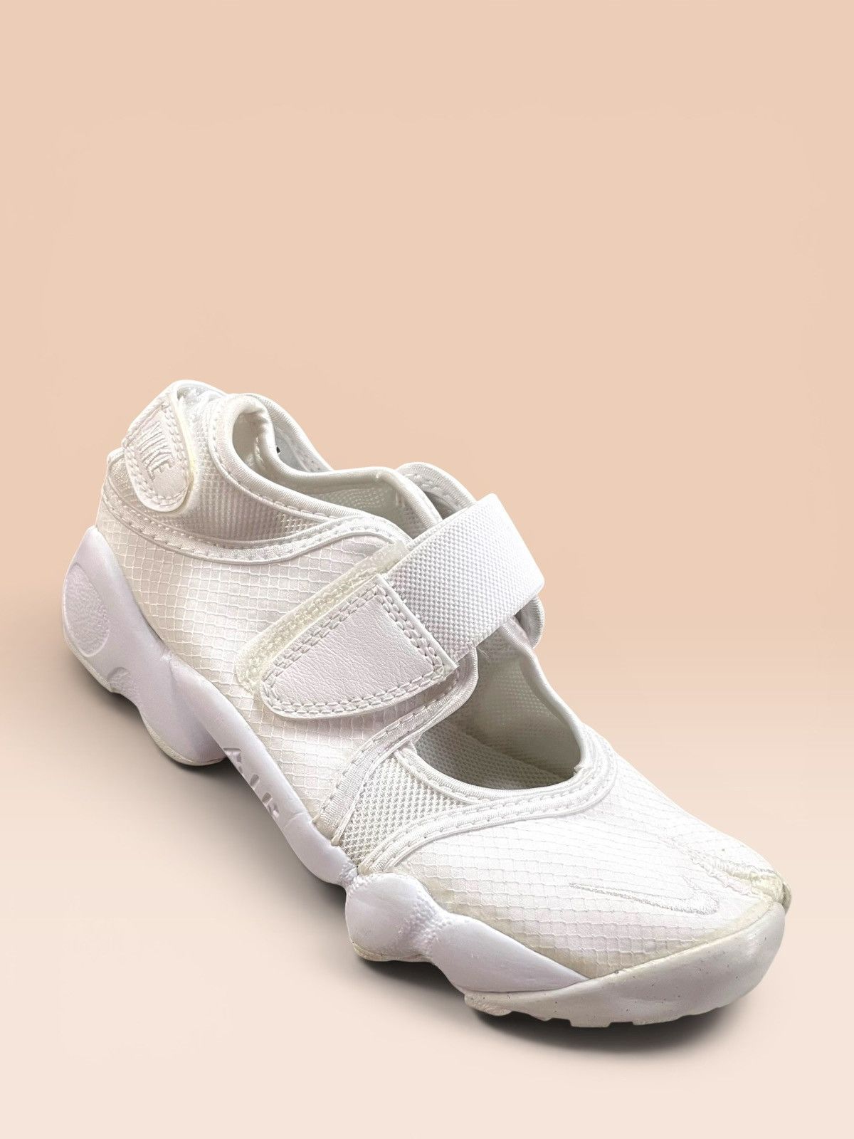 Nike Nike Air Rift Breathe 'White Pure Platinum' Size US 5 / IT 35 - 12 Thumbnail