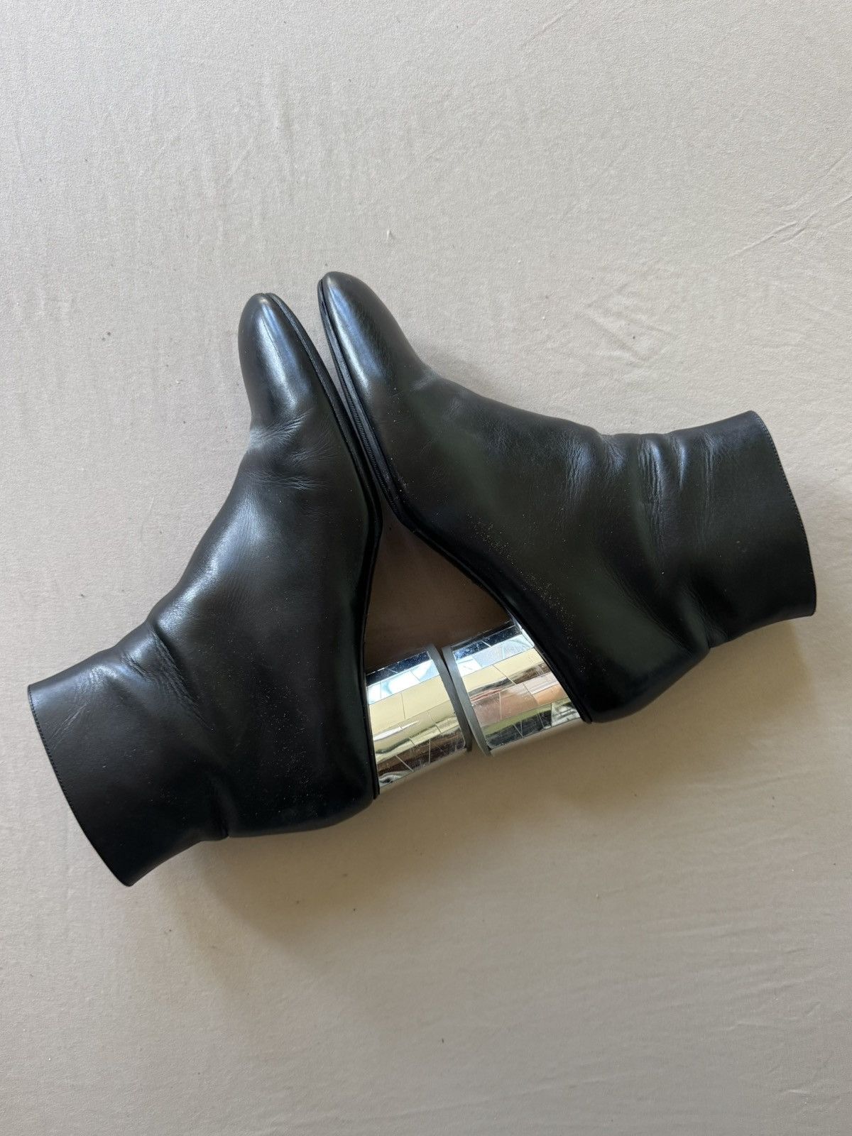 Salvatore Ferragamo Salvatore Ferragamo Florrie block-heel ankle boots Size US 11 / IT 41 - 2 Thumbnail
