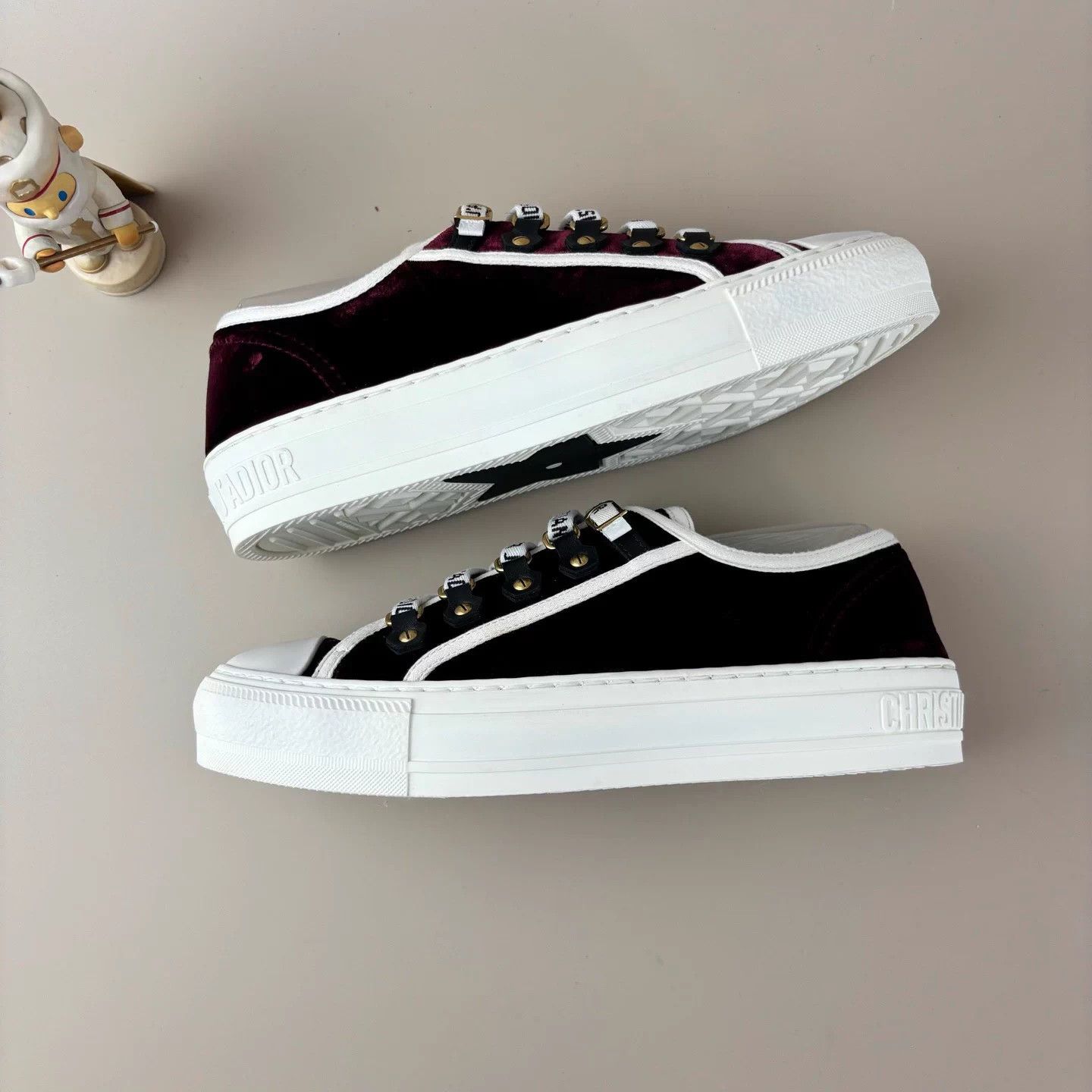 Dior Dior Burgundy Mink Fur Logo Strap Sneakers 36.5 Size US 5.5 / IT 35.5 - 5 Thumbnail