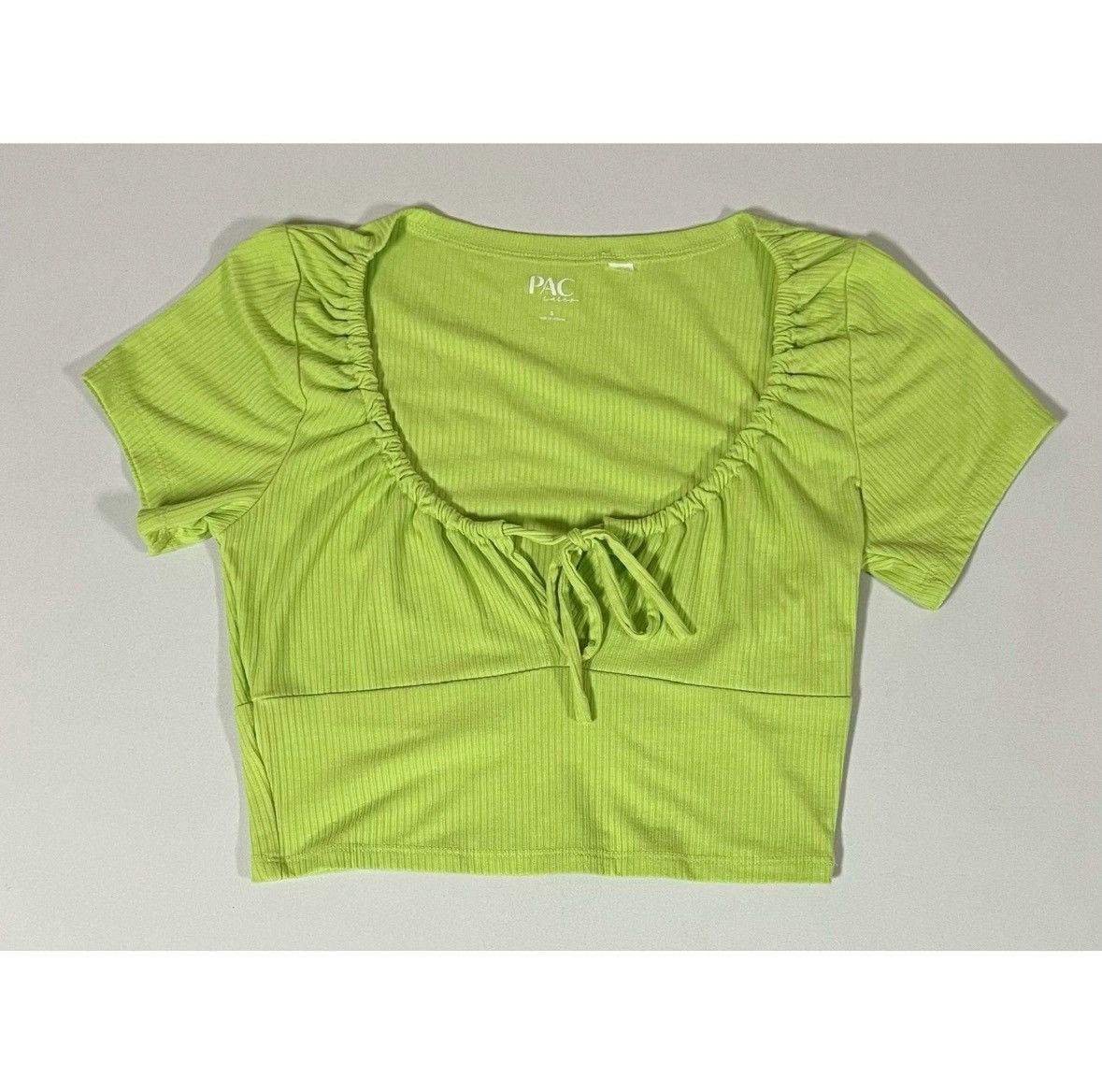 Pacsun PacSun Lime Green Solid Shirt Crop Top Blouse Tee Size S 💚✨ Size S / US 4 / IT 40 - 2 Thumbnail