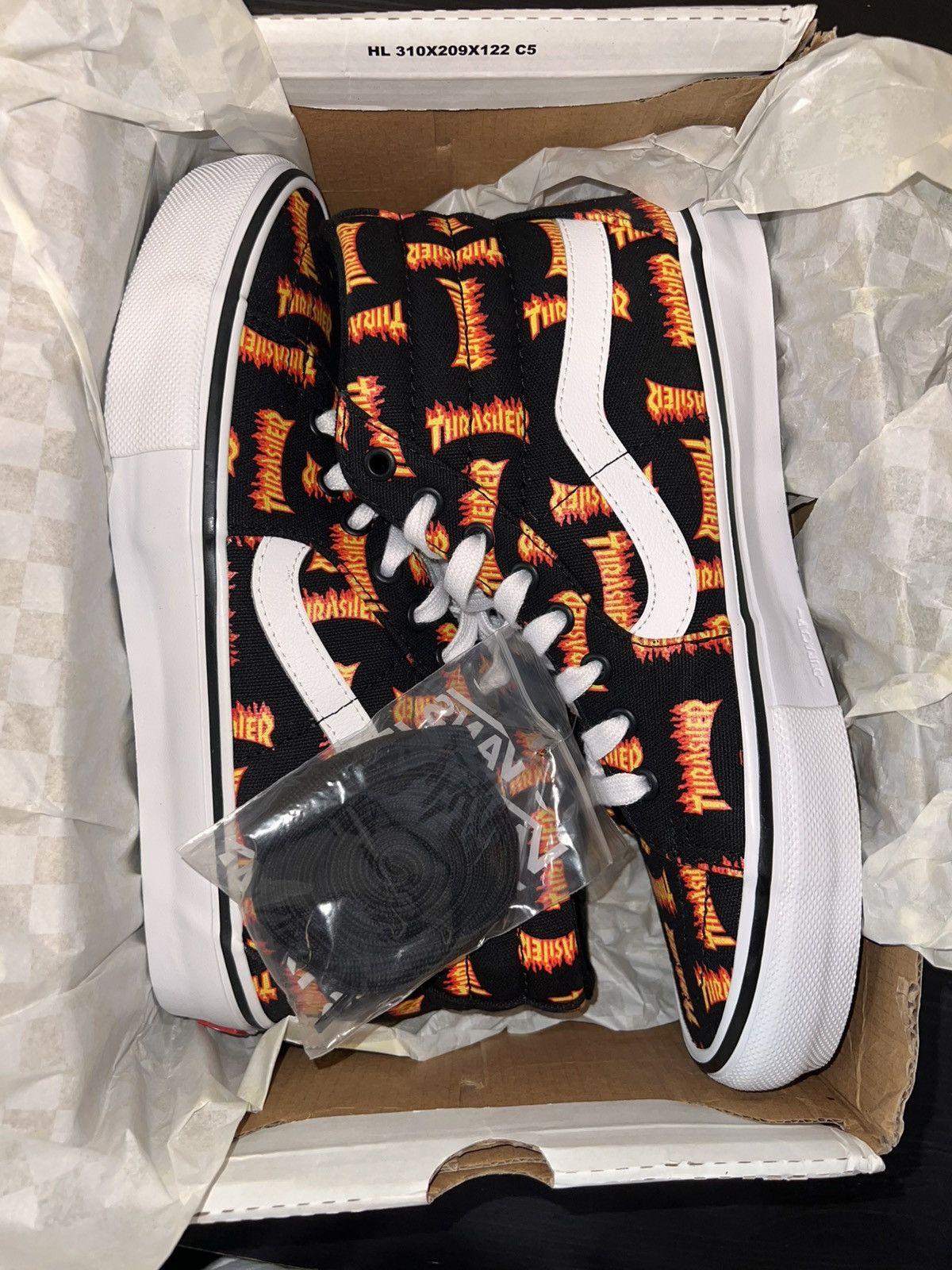 Vans Vans x Thrasher Skate Sk8-Hi Size 9 Size US 9 / EU 42 - 8 Thumbnail