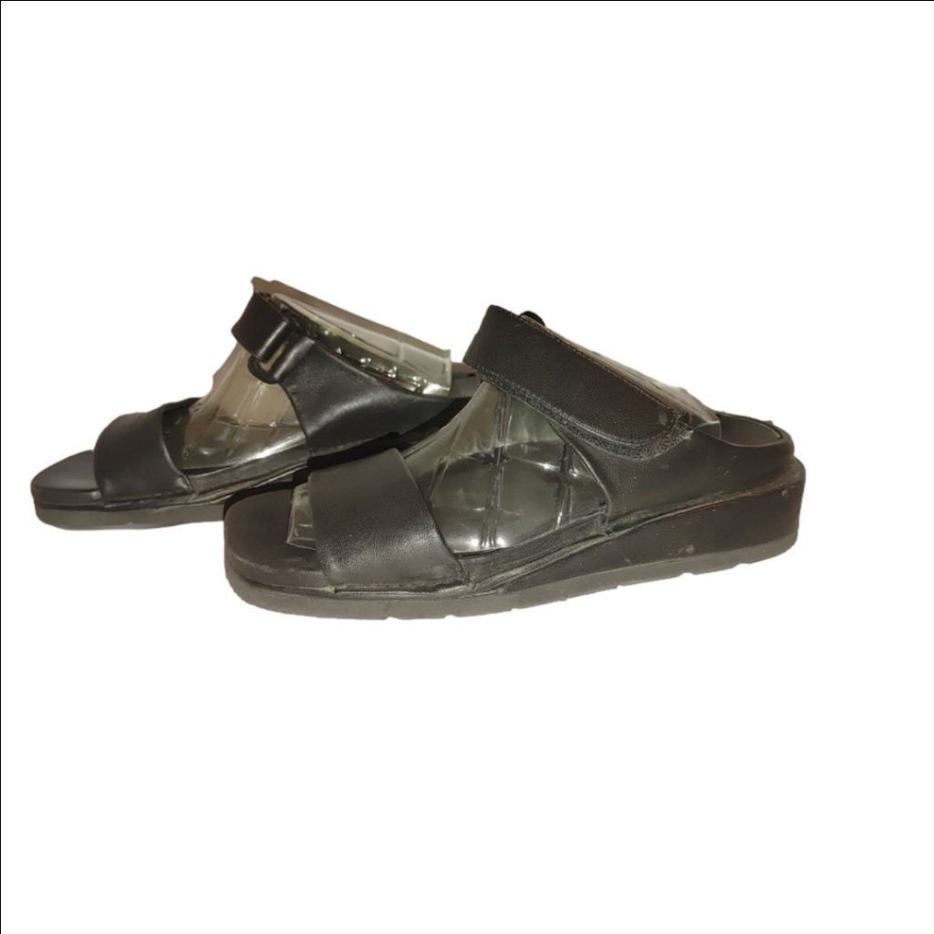 Cole Haan Cole Haan Cloudfeel Slide Leather Sandals Size 7B Size US 7 / IT 37 - 3 Thumbnail