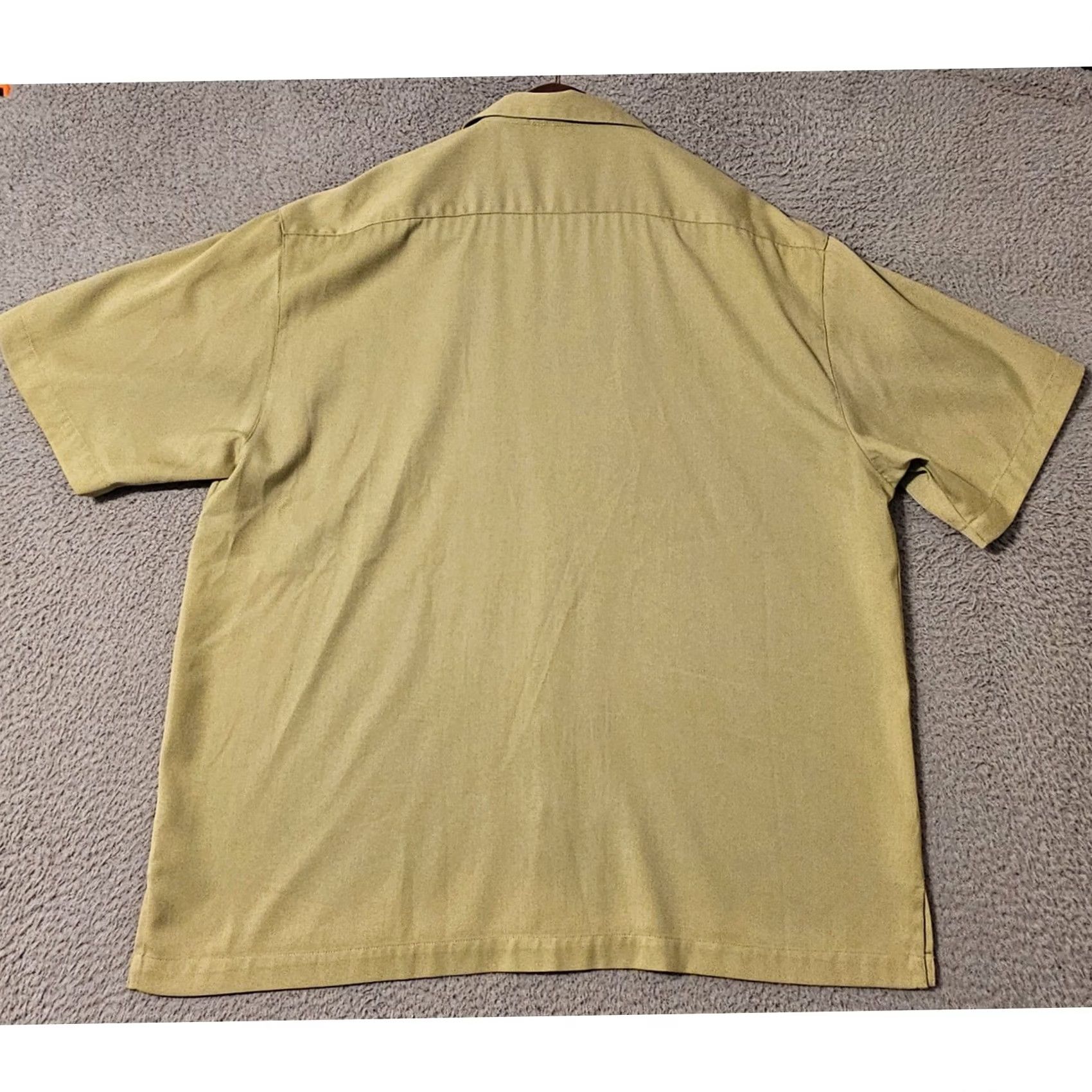 Disney Disney Parks Cast Member Disney Transport Employee Camp Shirt Size XL Green Mens Size US XL / EU 56 / 4 - 3 Thumbnail