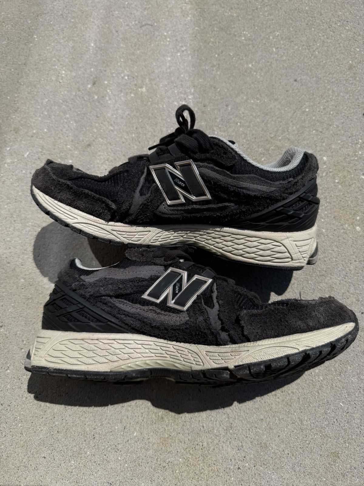New Balance New Balance 1906D “Protection Pack” Size US 9.5 / EU 42-43 - 2 Thumbnail