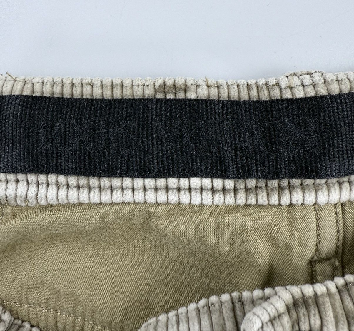 Louis Vuitton Louis Vuitton F/W’11 Ash Corduroy Pants Size US 32 / EU 48 - 8 Thumbnail