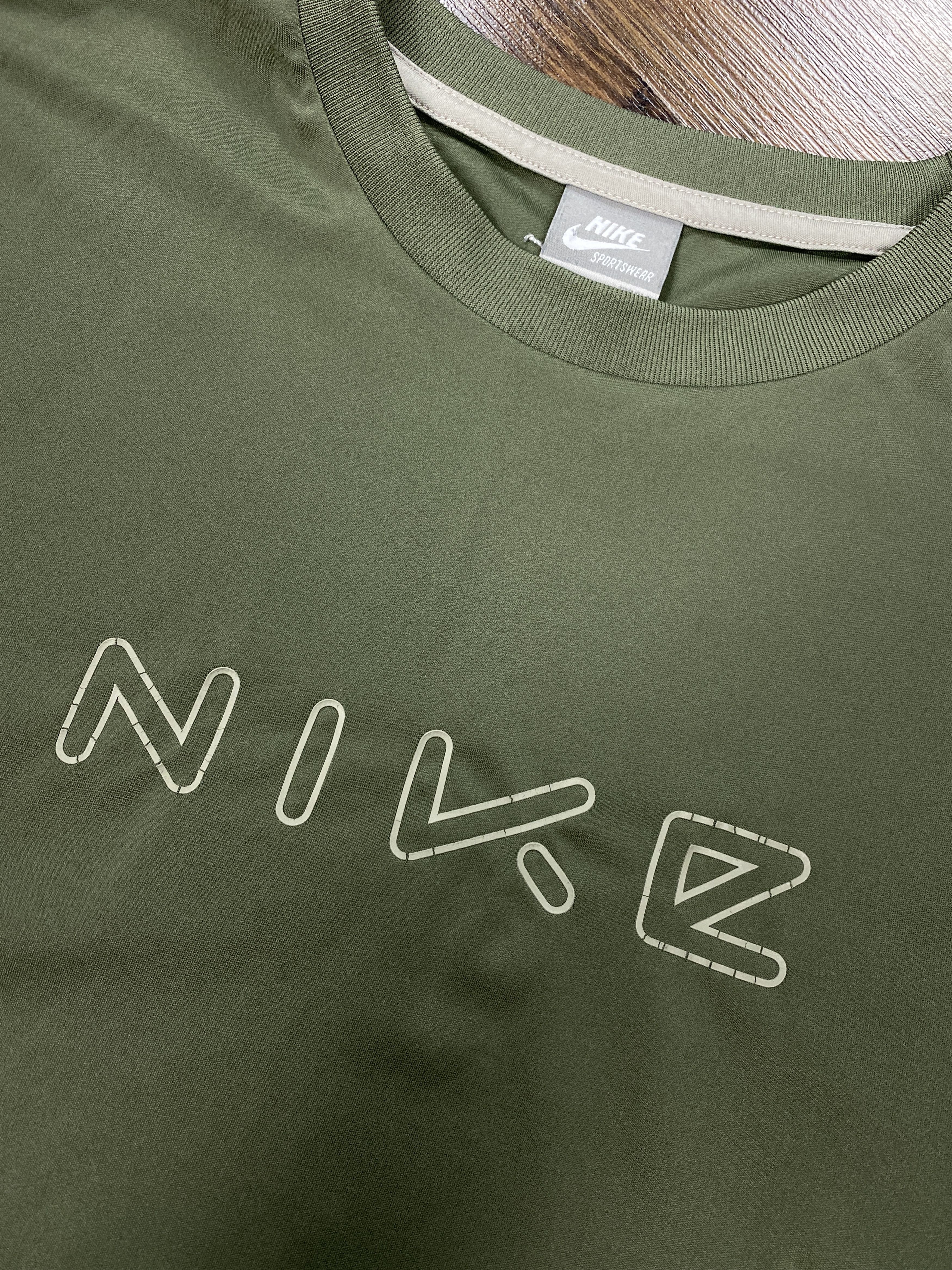 Nike Nike vintage mens big logo t-shirt y2k Size US M / EU 48-50 / 2 - 3 Thumbnail