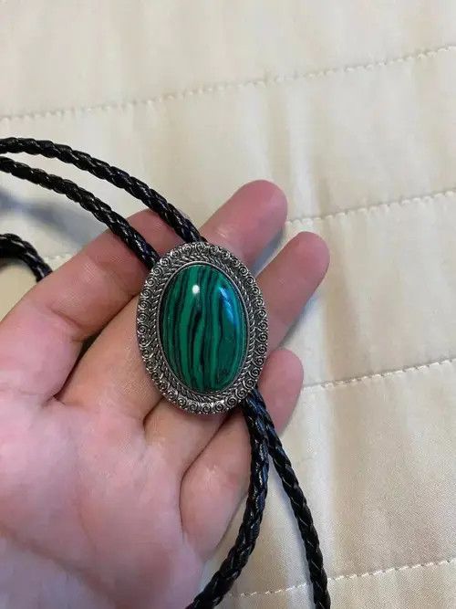 Cowboy Equipment Lucky Charm Agate Gem Pendant Bolo Tie Size ONE SIZE - 3 Thumbnail