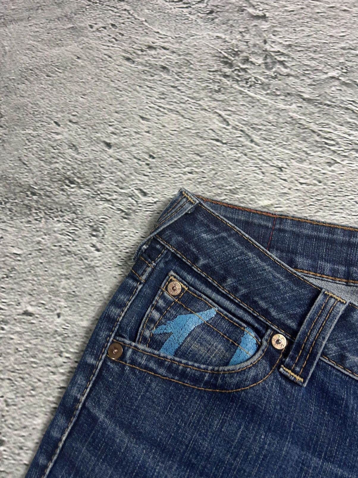 True Religion True Religion vintage blue jeans big logo painted bootcut Size US 30 / EU 46 - 6 Thumbnail