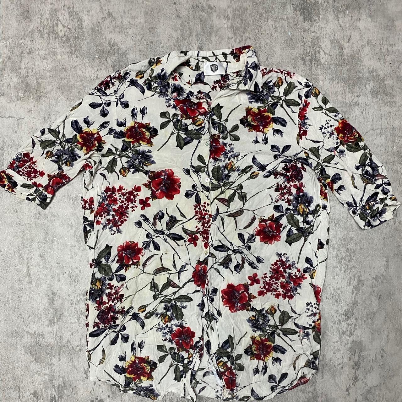 Other White floral button-up shirt #floralshirt Size US L / EU 52-54 / 3 - 1 Thumbnail