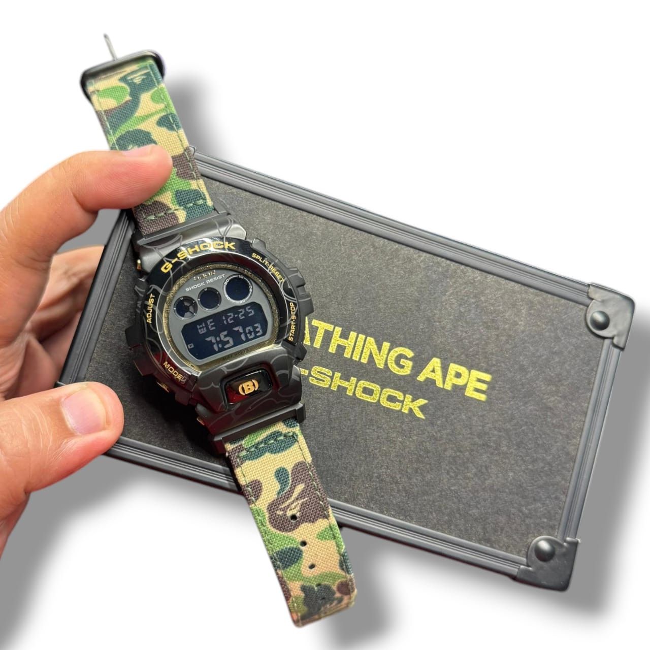 Bape × G Shock G-Shock x BAPE 30TH ANNIVERSARY Size ONE SIZE - 2 Thumbnail