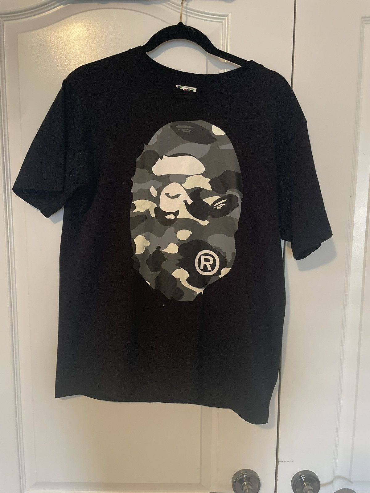 Bape City Camo Big Ape Head Tee Size US M / EU 48-50 / 2 - 1 Thumbnail