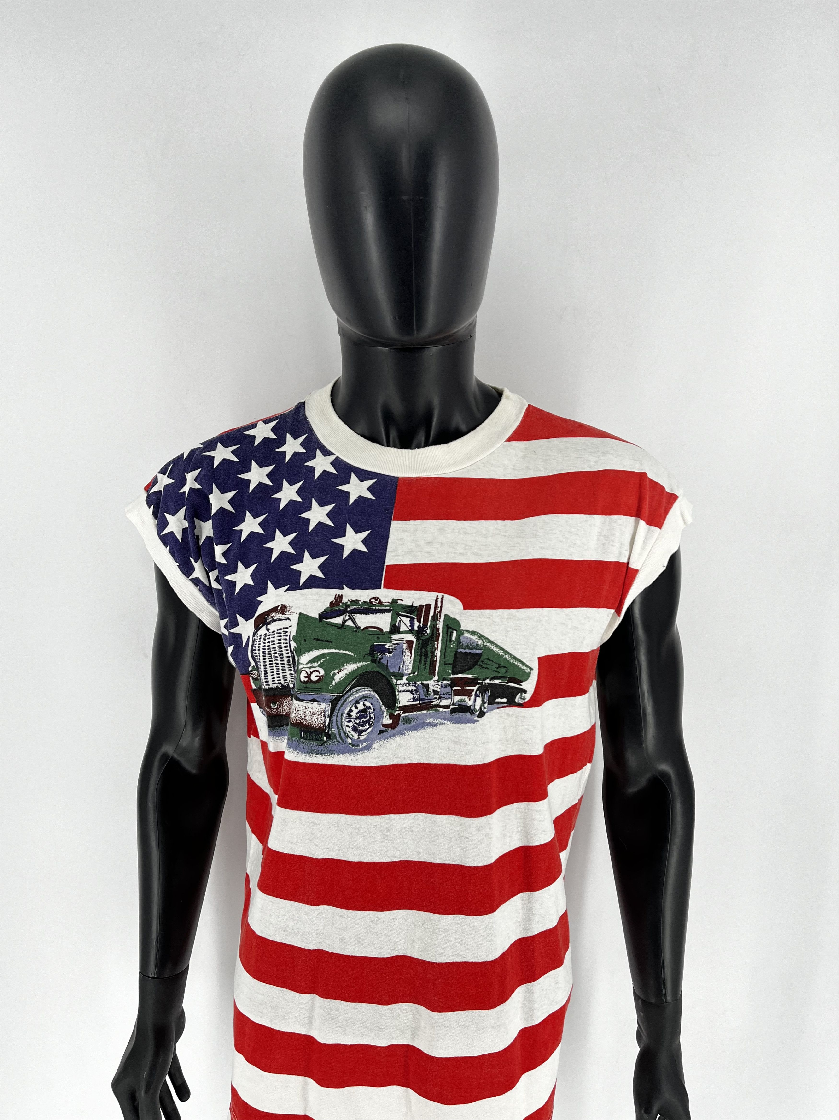 Vintage Vintage Truck T-shirt AMERICAN BEST USA Size US L / EU 52-54 / 3 - 5 Thumbnail