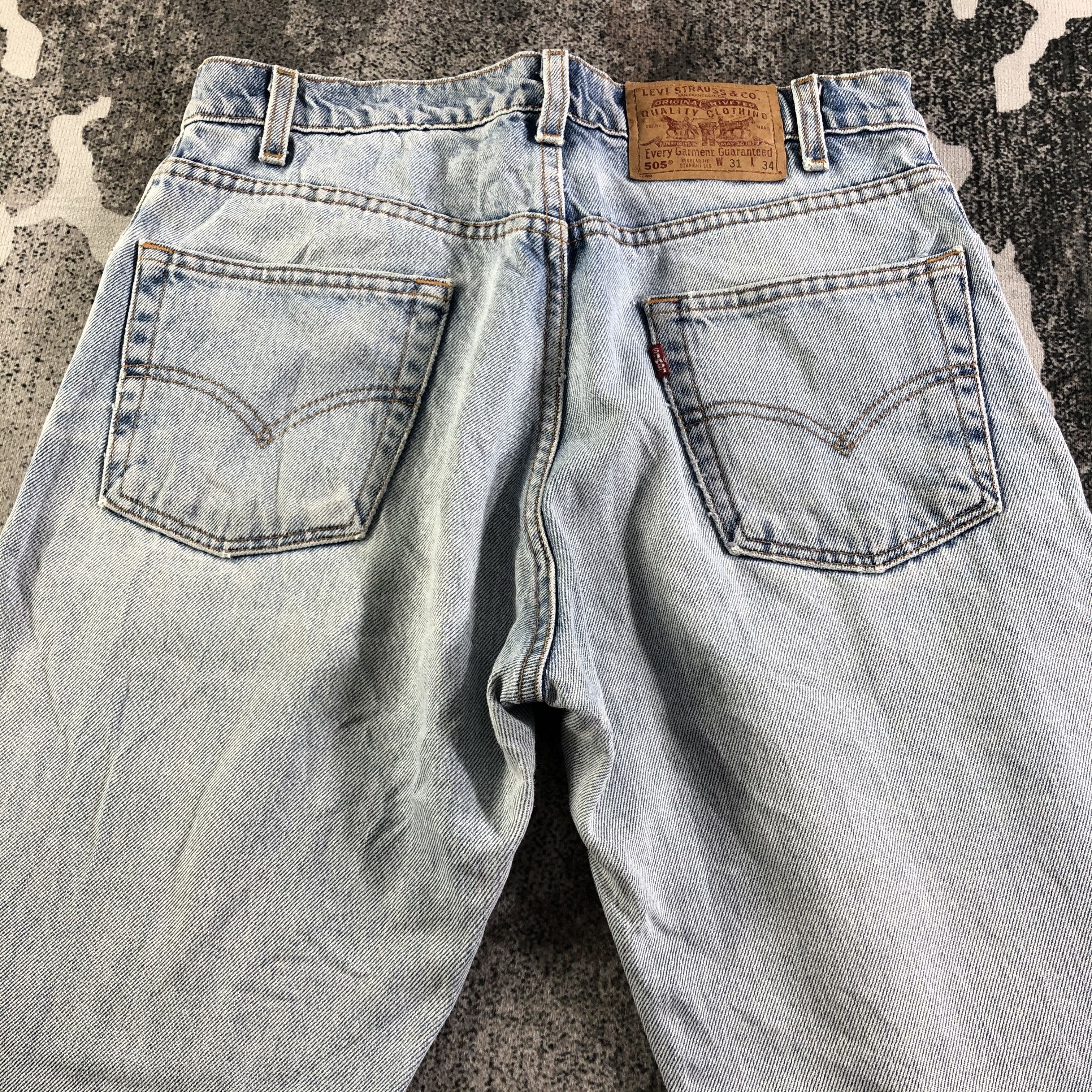 Levi's Vintage 90s Levis 505 Jeans Light Wash Denim KJ3107 Size US 30 / EU 46 - 4 Thumbnail