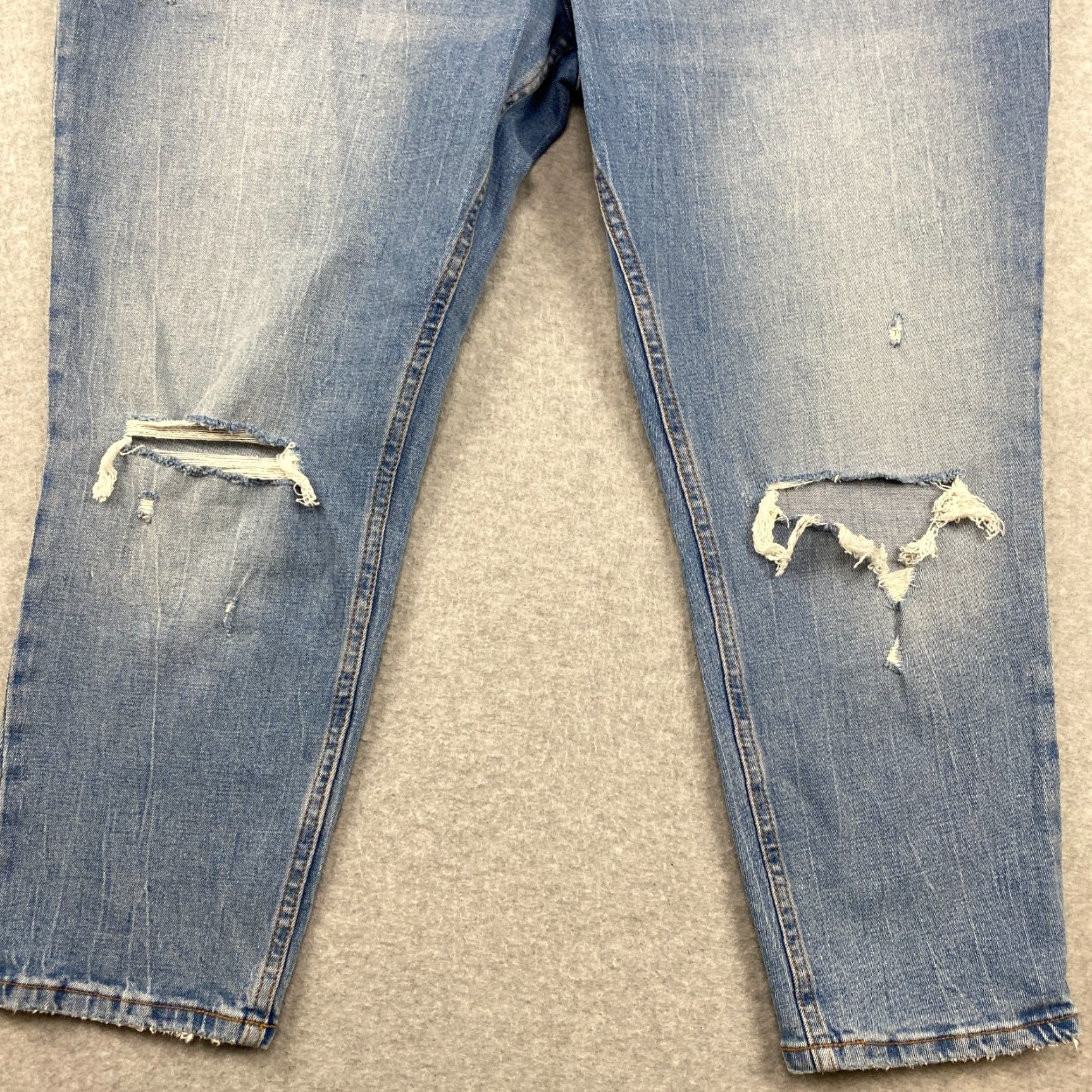 Abercrombie & Fitch Abercrombie & Fitch The Skinny Jeans Womens 22 Short Blue High Rise Stretch NWT Denim 5-Pocket Distressed Buttons Zipper Tapered Modern Girls Mens Size 40" / US 18 - 3 Thumbnail