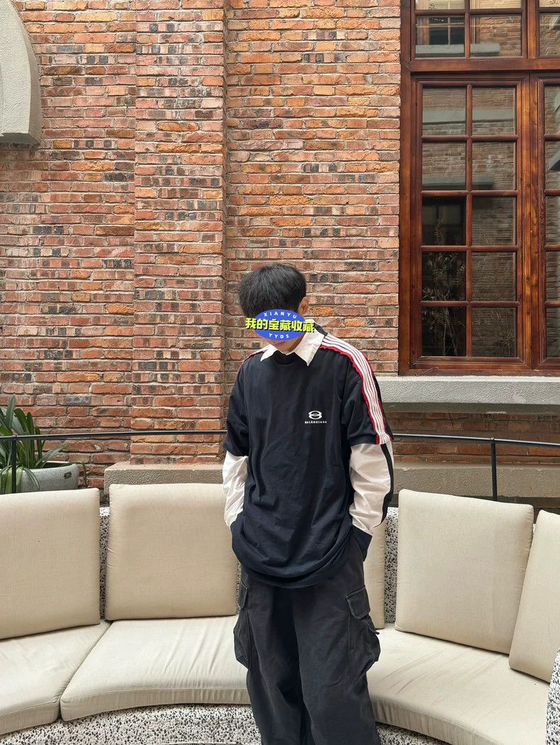 Balenciaga Balenciaga size 3 Double-ring patchwork five-bar short slee Size US M / EU 48-50 / 2 - 4 Thumbnail