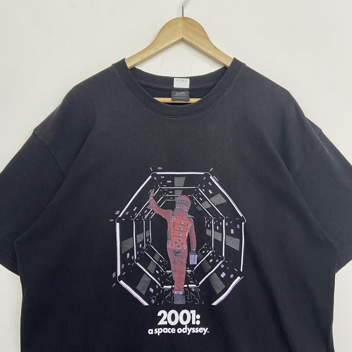 Vintage ‘Vintage 2001: a space odyssey Movie T-shirt Size US XL / EU 56 / 4 - 3 Thumbnail