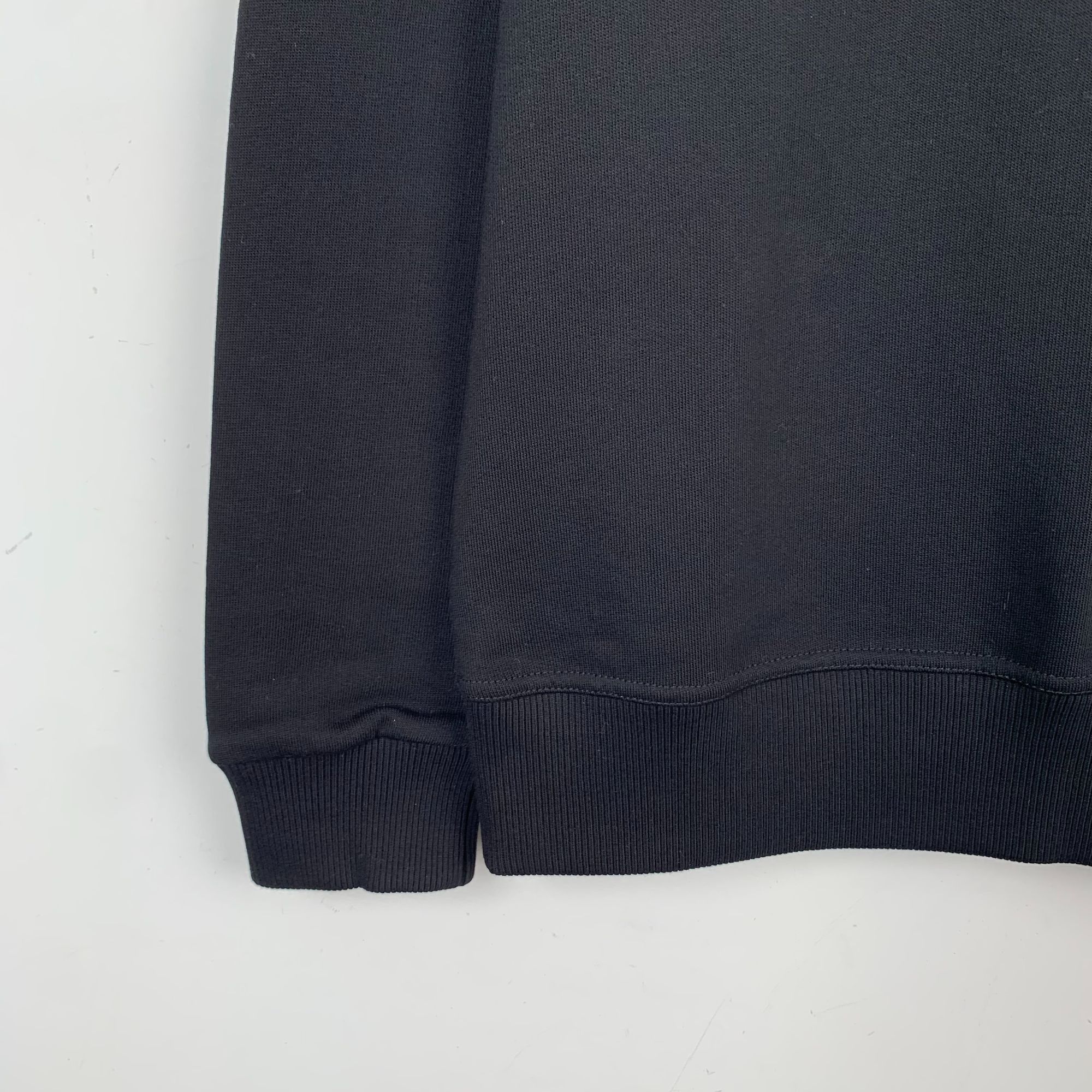 Burberry Burberry Black Deer Embroidered Cotton Round-Neck Long-Sleev Size XS / US 0-2 / IT 36-38 - 5 Thumbnail