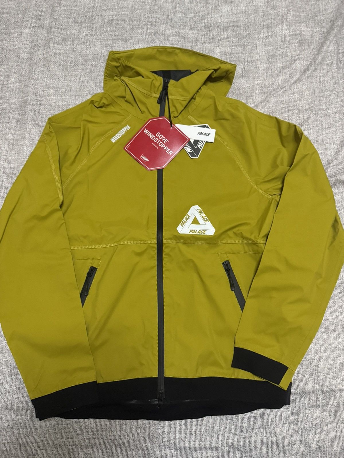 ☆24SS 入手困難☆PALACE Gore-Tex Windstopper Jacket (Palace