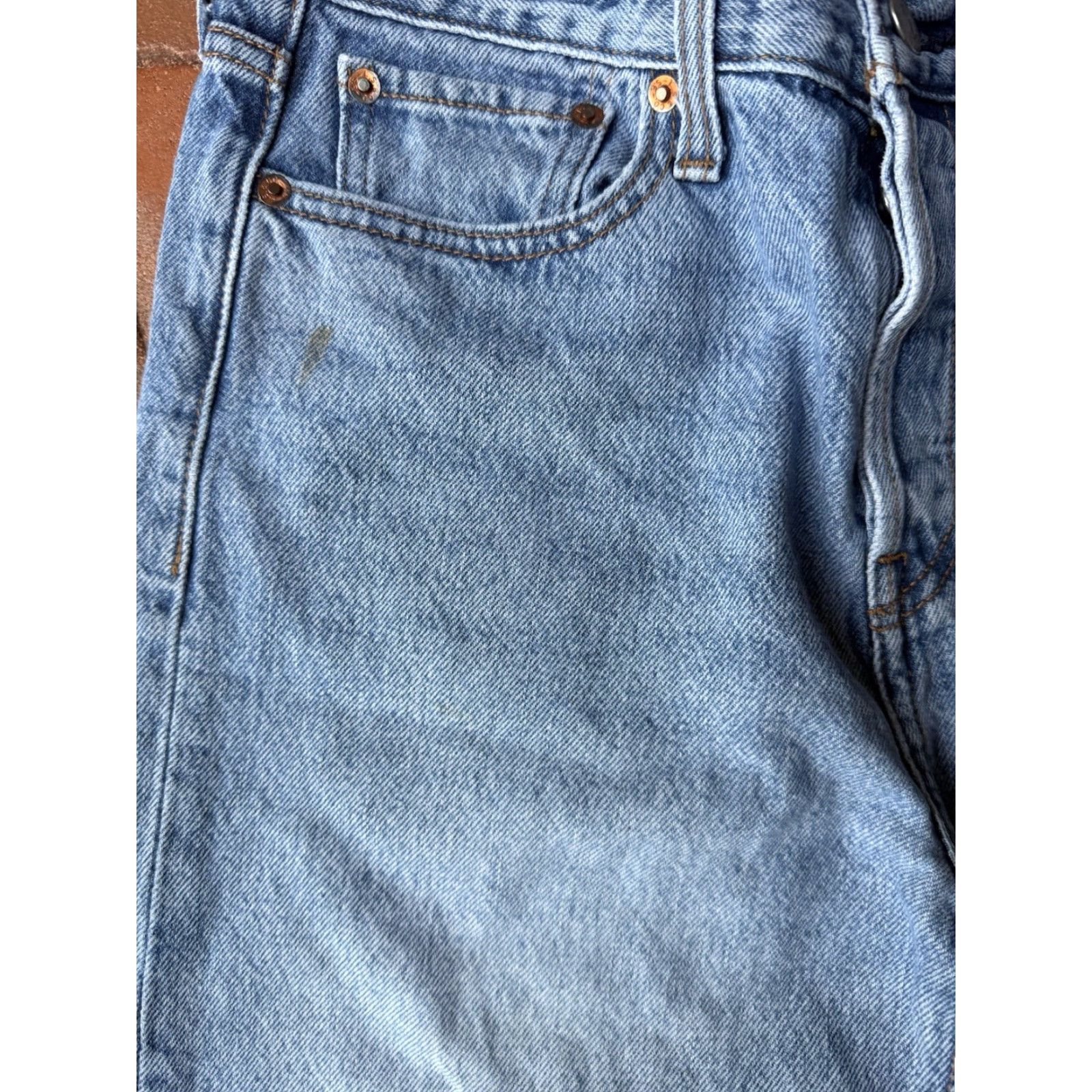 Levi's VINTAGE Levi's Wedgie Jeans Straight Premium Big E Button Fly Light Wash Women’s 28 Size 28" / US 6 / IT 42 - 6 Thumbnail