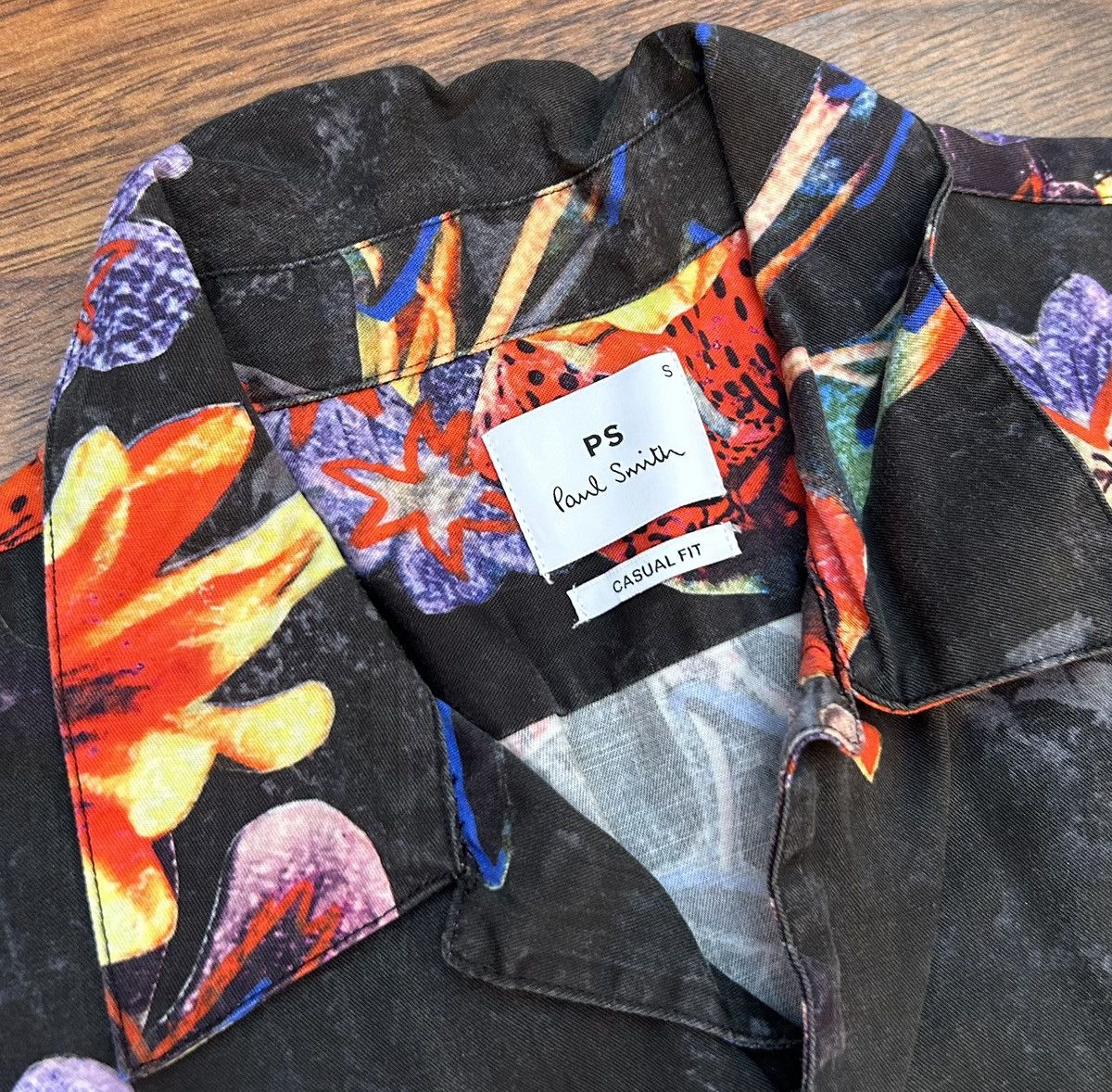 Paul Smith PS Paul Smith Floral Print Open Collar Vacation Shirt Size US S / EU 44-46 / 1 - 5 Thumbnail