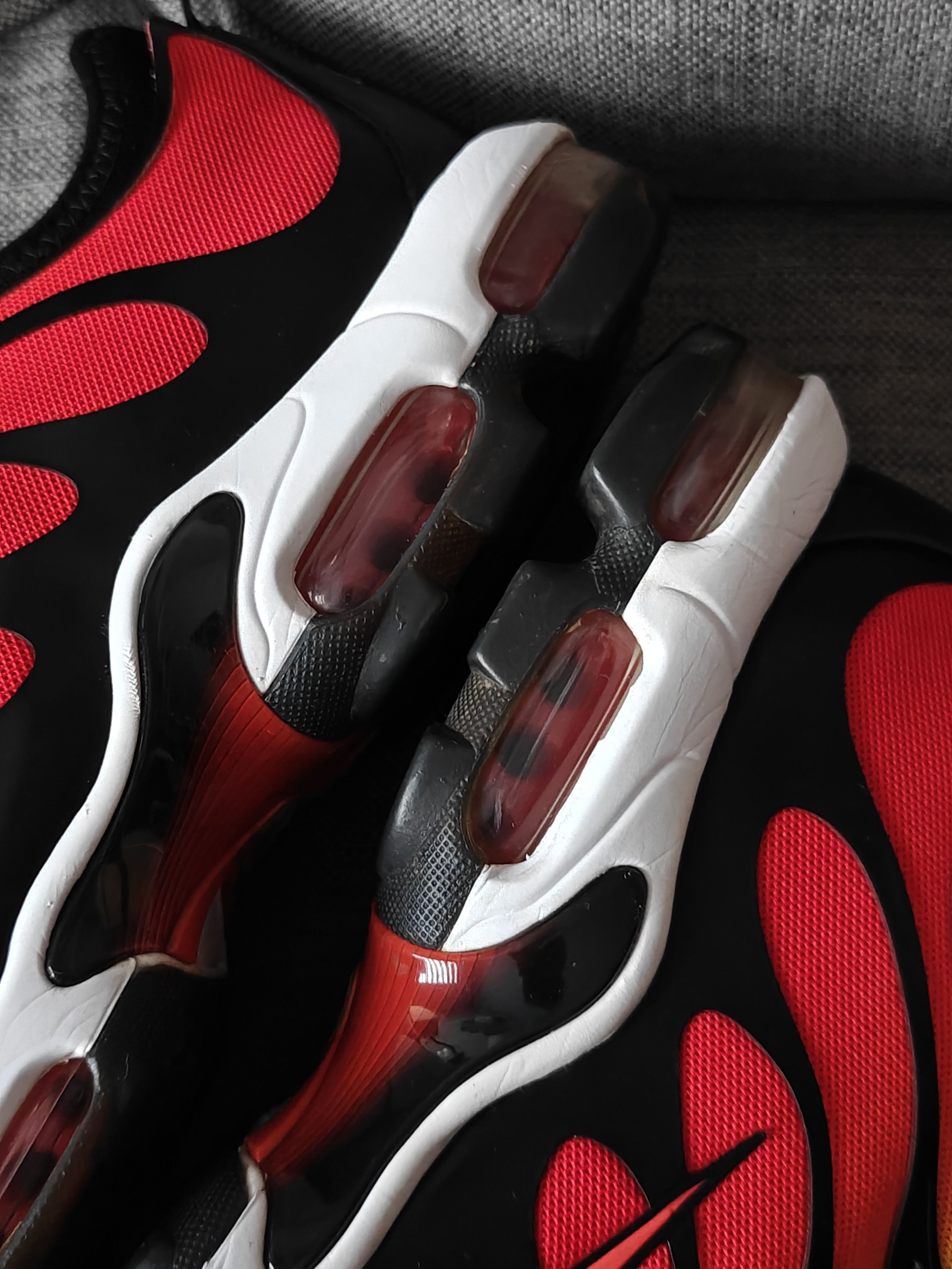 Nike × Vintage 2017 Nike Air Max Plus TN Ultra "Sunset Tiger" Gradient Size US 12 / EU 45 - 7 Thumbnail