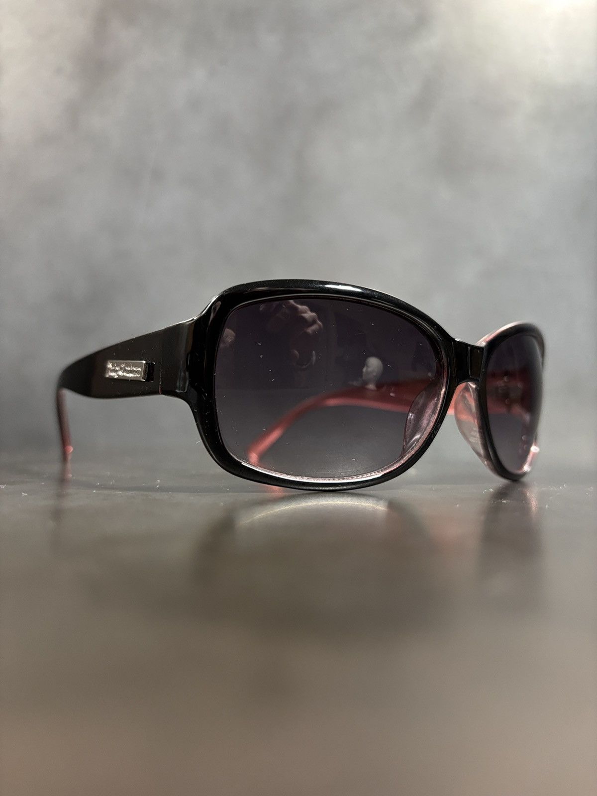 Juicy Couture 2010s Juicy Couture Sunglasses Y2K Vintage 2000s Frames Cute Size ONE SIZE - 1 Thumbnail