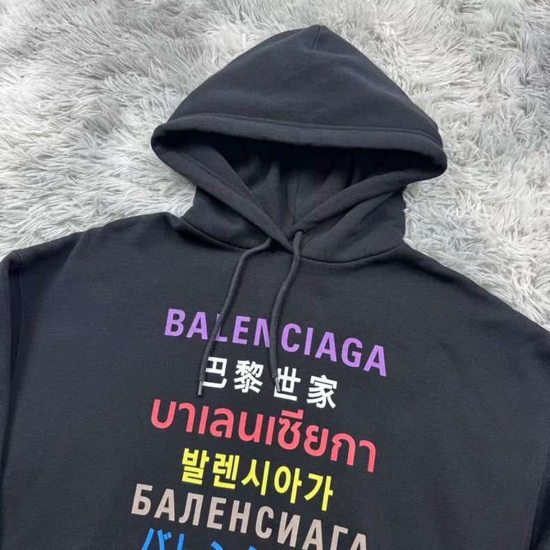Balenciaga Balenciaga Seven-language sweatshirt 2504-Nextarrow Size US S / EU 44-46 / 1 - 2 Thumbnail