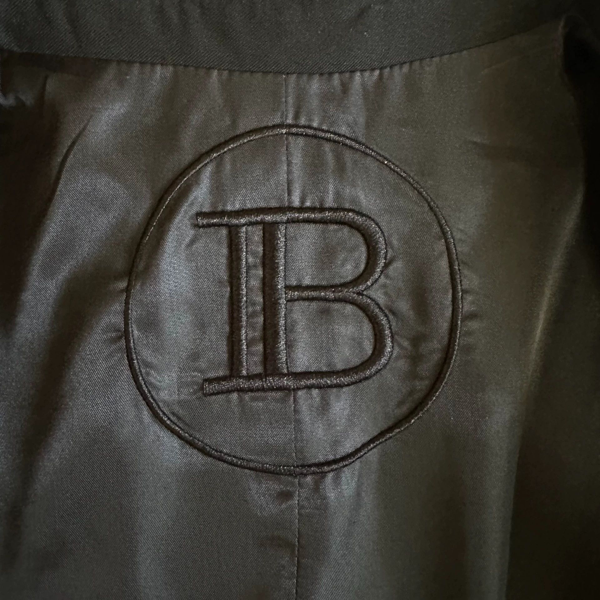 Balmain balmain gold studded lapel blazer jacket Size US L / EU 52-54 / 3 - 3 Thumbnail