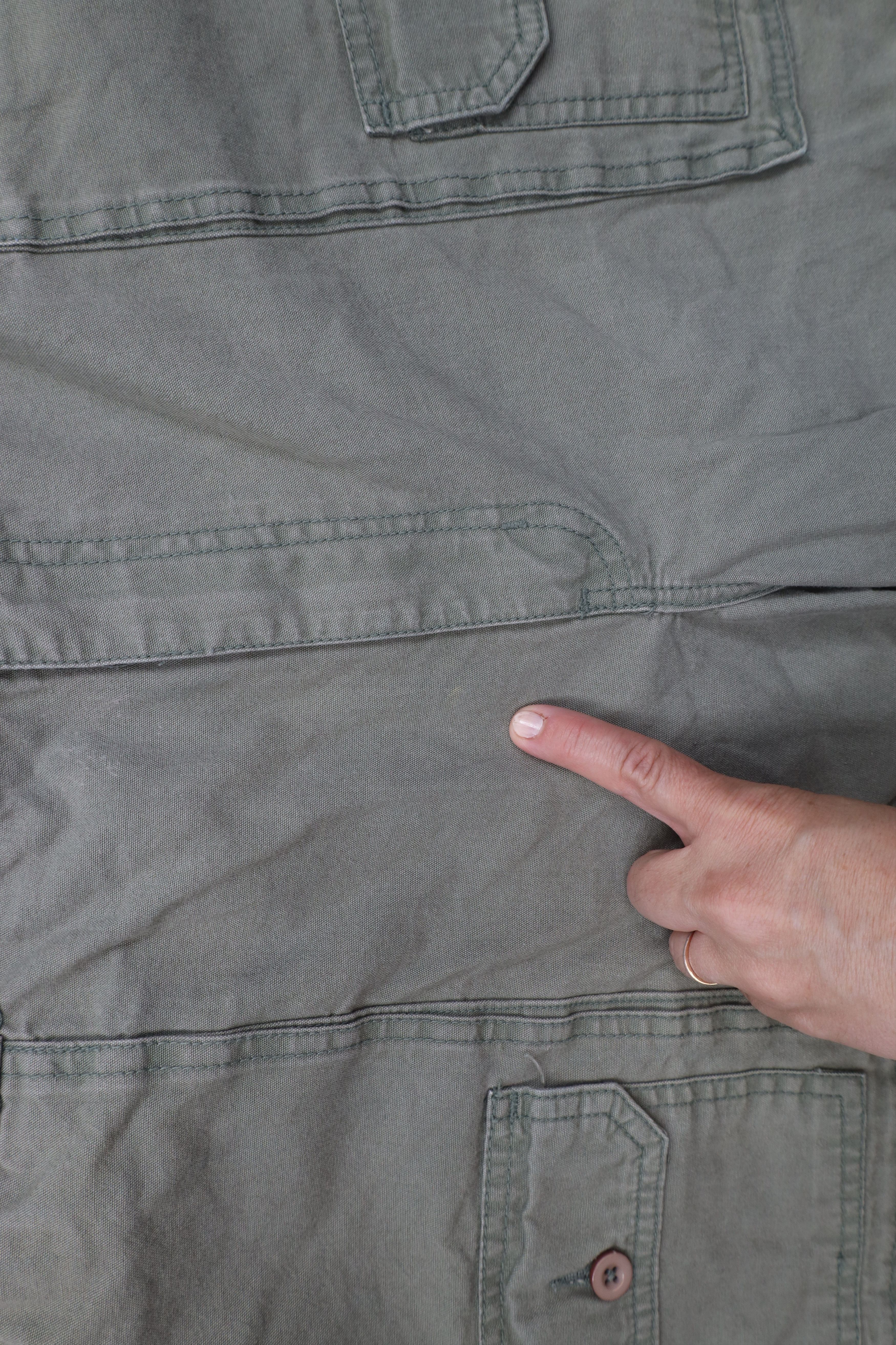 Vintage Vintage 90s Streetwear Above Knee Trekking Cargo Shorts Size US 42 / EU 58 - 7 Thumbnail