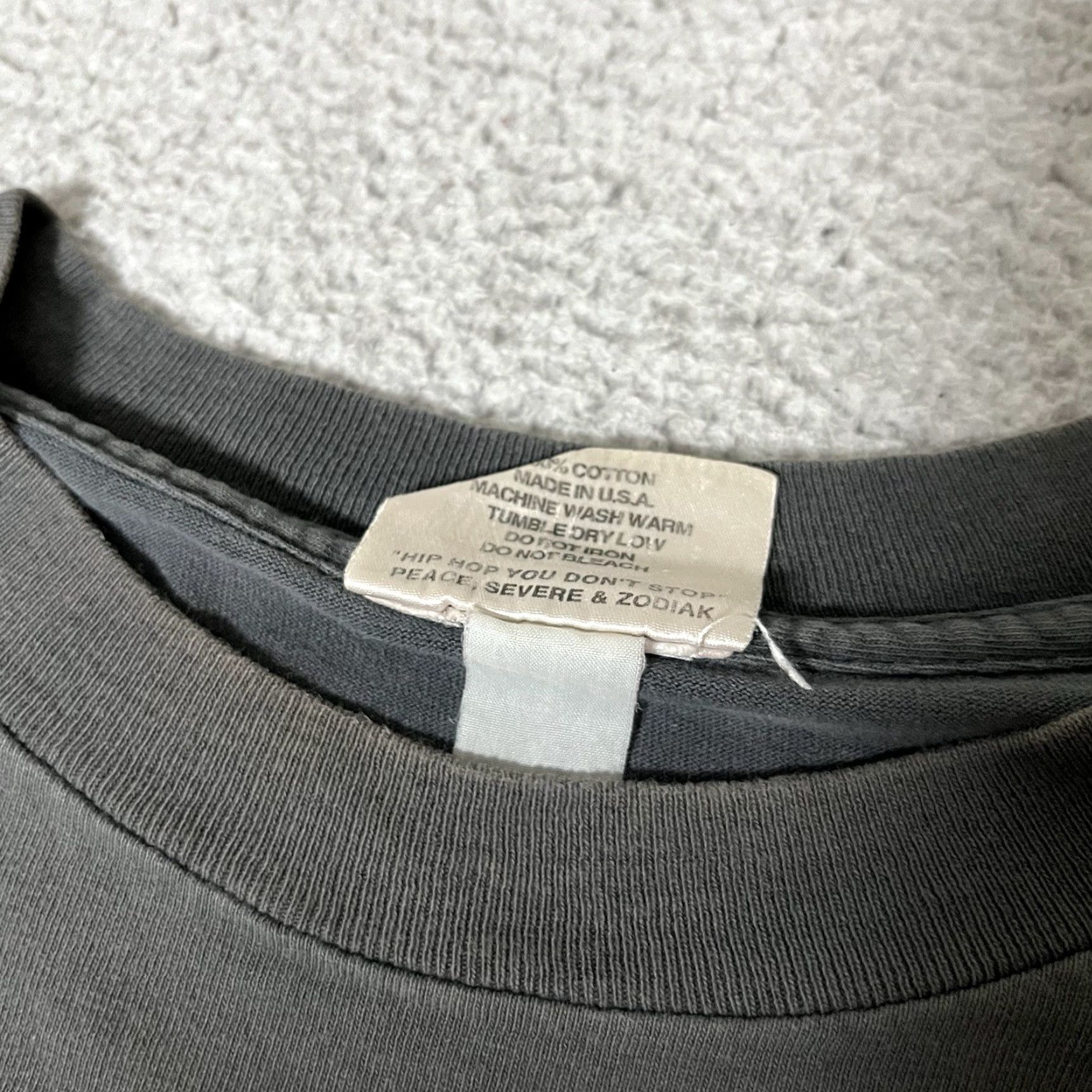 Vintage Top2Botm Shirt Men XL Graffiti PEACE SEVERE ZODIAK 90s Hip Hop USA VTG Gray Cotton Knit Crew Neck Graphic Print Long Sleeve Size US XL / EU 56 / 4 - 5 Thumbnail