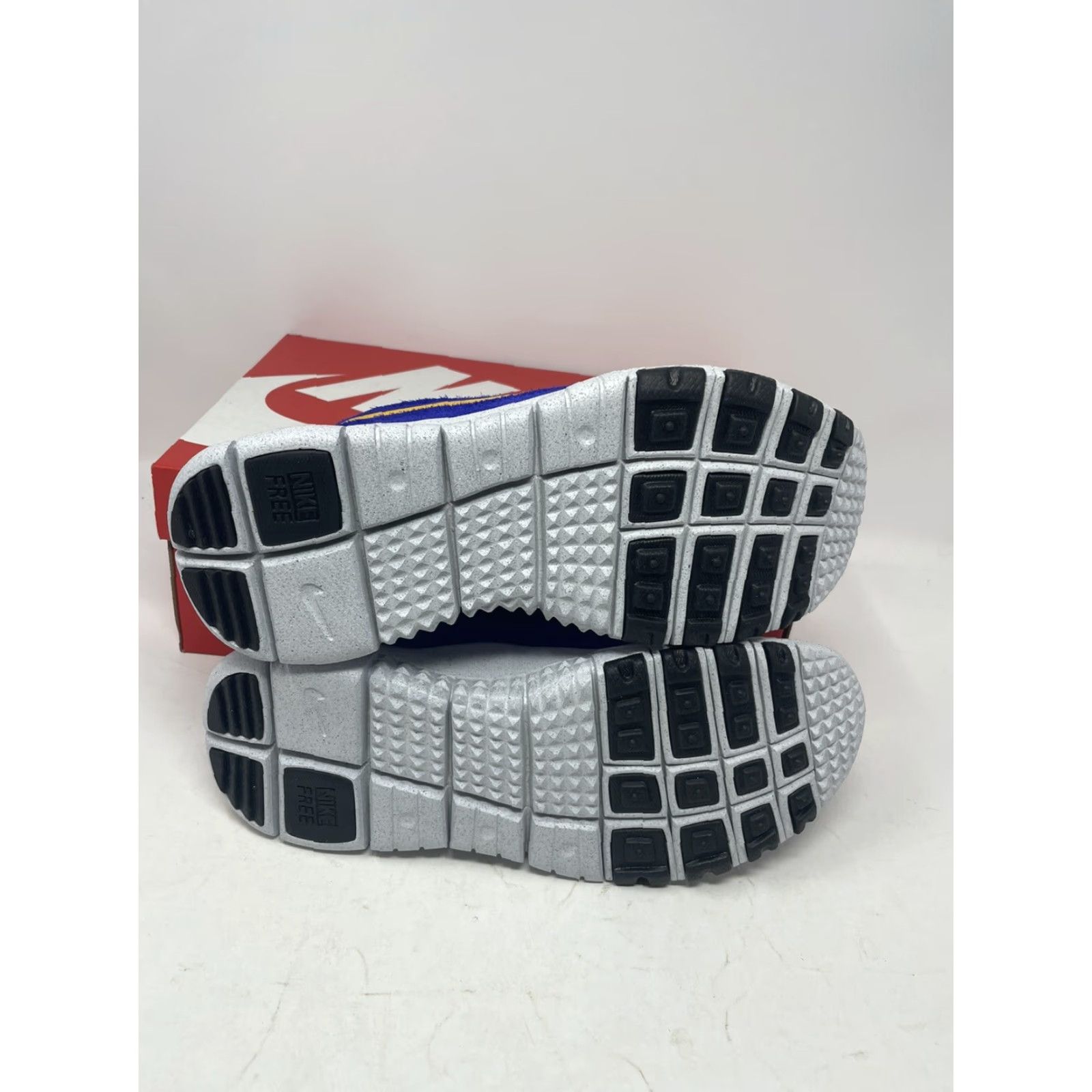 Nike Nike Free Run Trail Concord Taxi 2021 Mens Size 10 Shoes Blue Nike Free Run Sneaker Size ONE SIZE - 6 Thumbnail