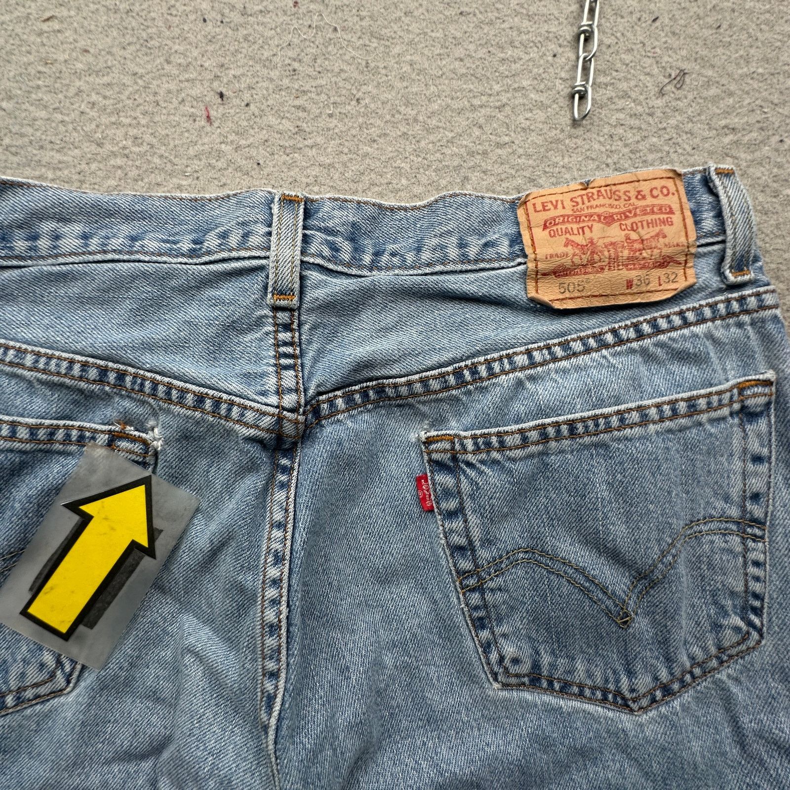 Levi's Levis 505 Light Wash Jeans Mens 36x32 Regular Fit Blue Size US 36 / EU 52 - 12 Thumbnail