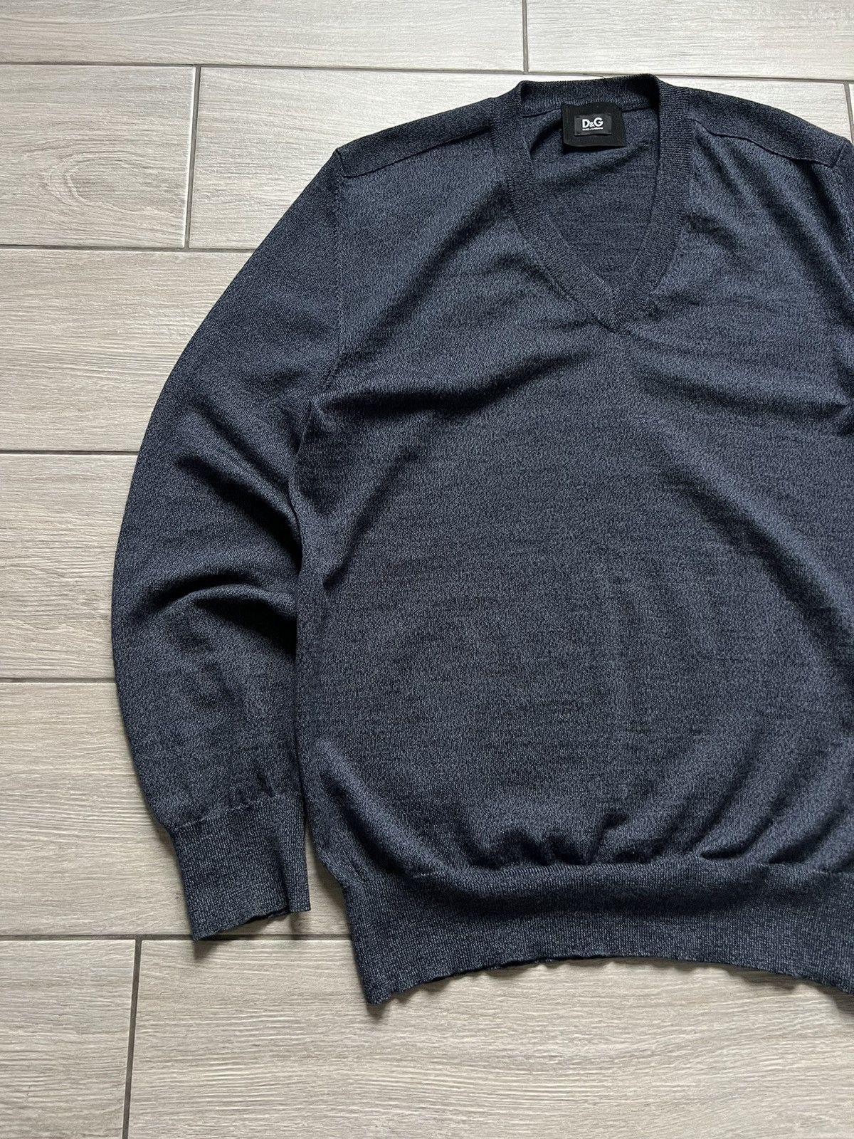 Dolce & Gabbana Dolce & Gabbana Vintage Wool Sweater V-Neck Size US XL / EU 56 / 4 - 3 Thumbnail