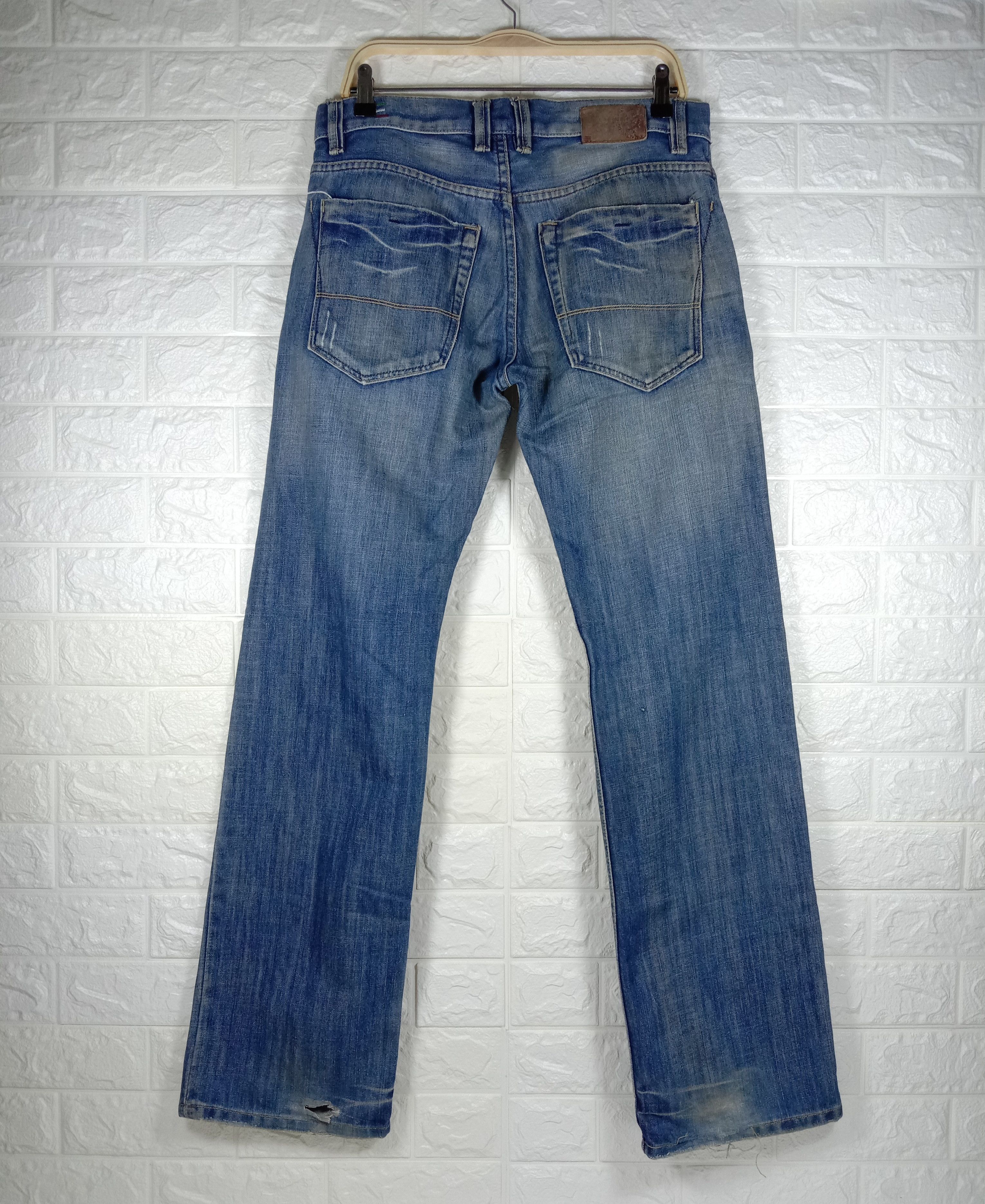 Diesel Vintage Diesel Industry Blue Wash Straight Cut Jeans Size US 34 / EU 50 - 5 Thumbnail