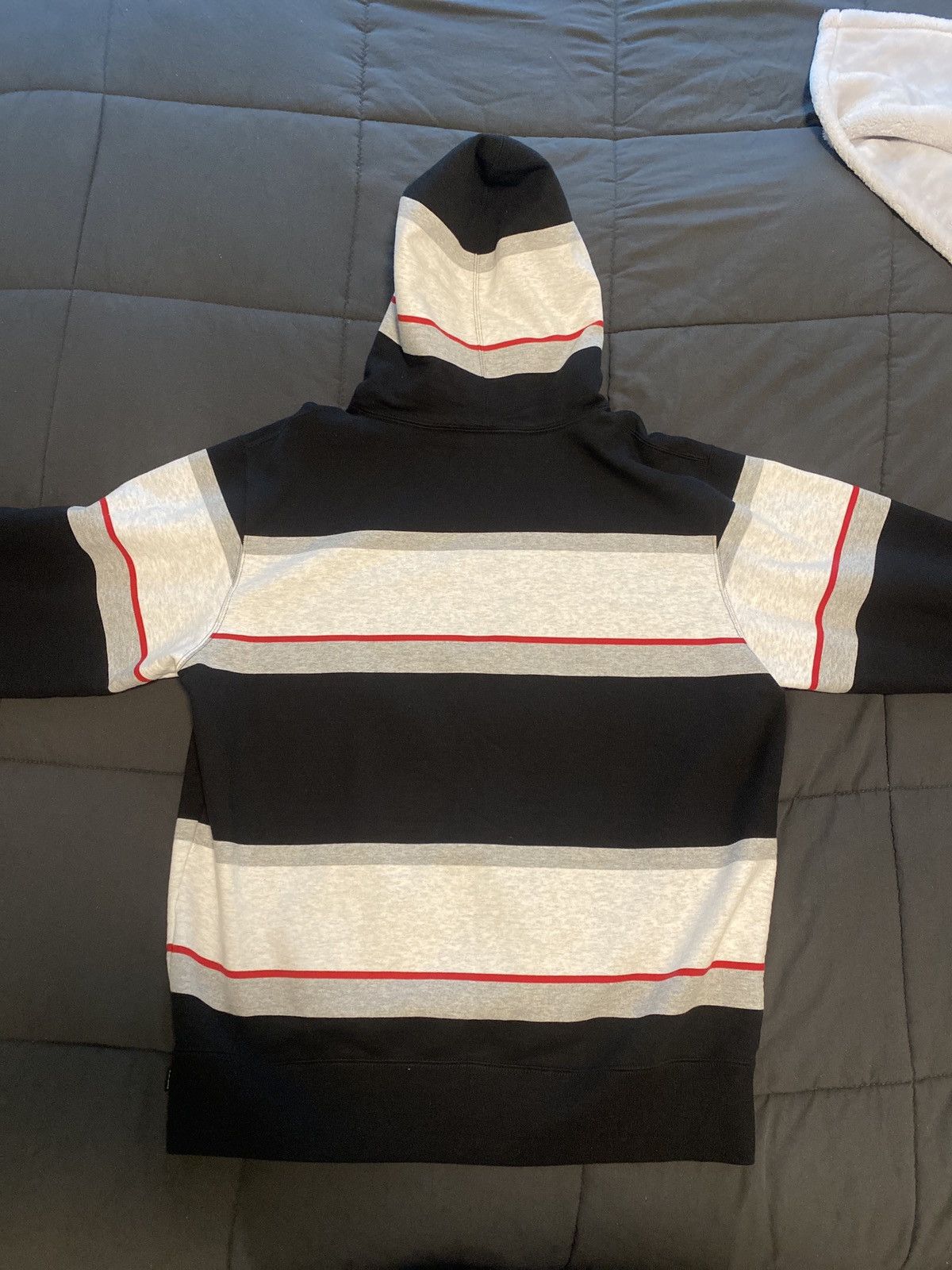 Supreme Supreme Stripe Hooded Sweatshirt Size US L / EU 52-54 / 3 - 2 Thumbnail