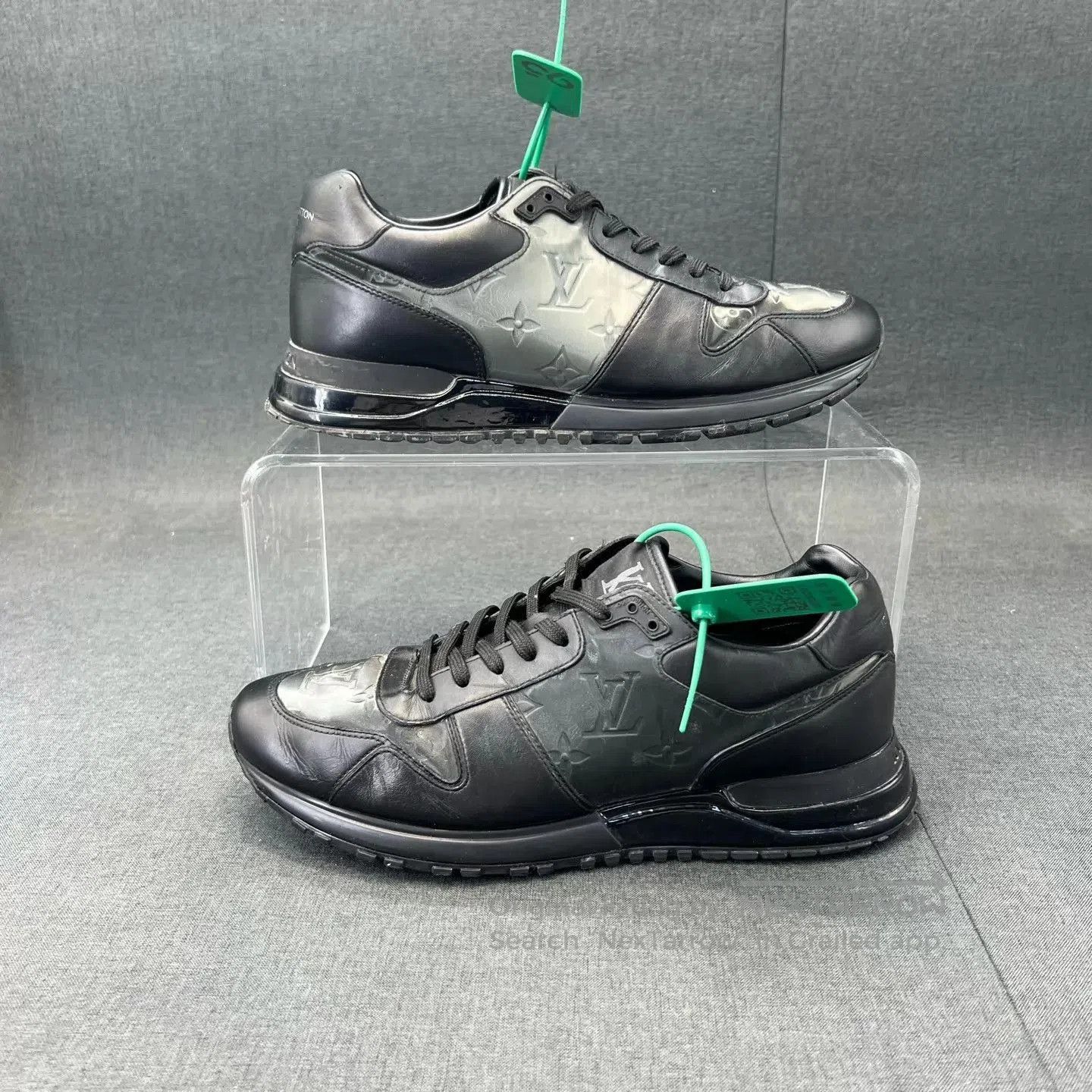 Louis Vuitton Black Low-Top Sneakers Size 6.5. Size US 6.5 / EU 39-40 - 2 Thumbnail