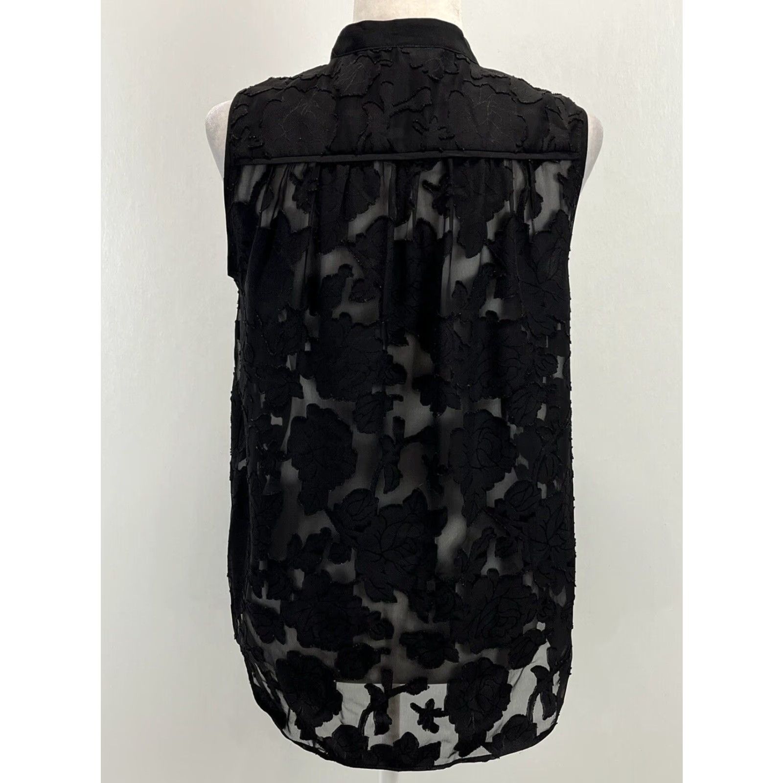Vintage CAbi Sheer Lace Blouse Womens Small Black Sleeveless Size S / US 4 / IT 40 - 3 Thumbnail