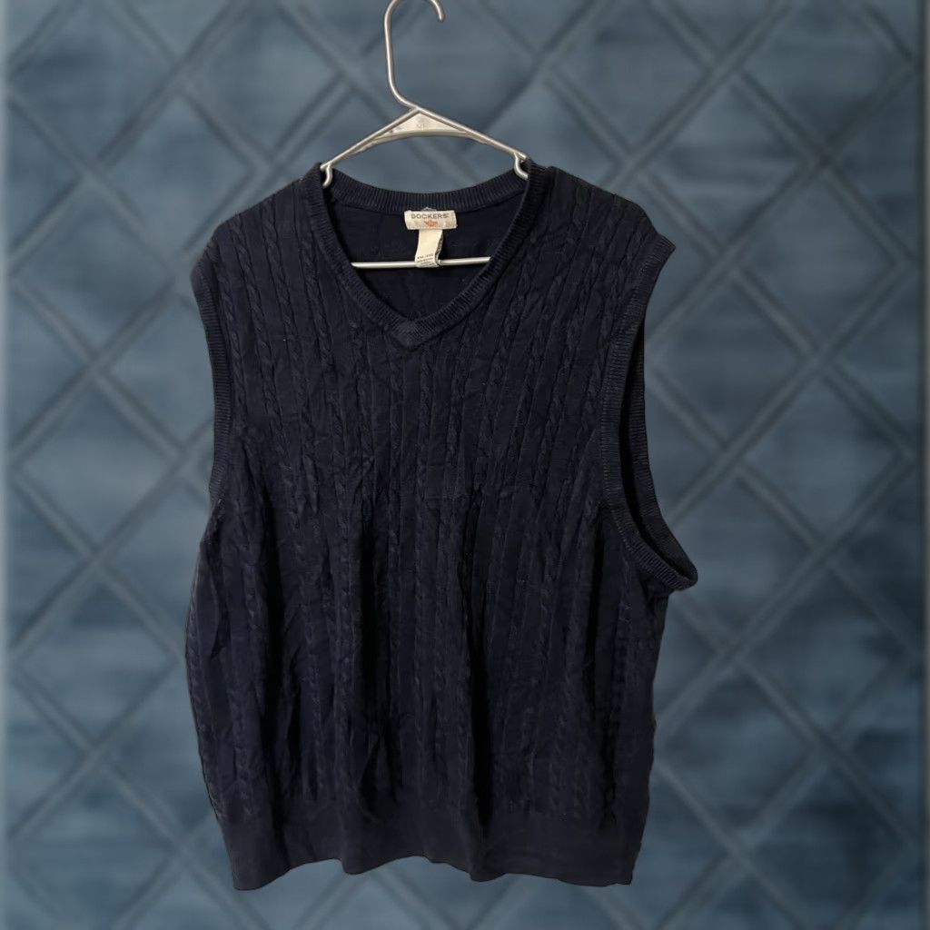 Dockers DOCKERS Vest Sweater 2XL Mens Navy Cable-Knit V-Neck 100% Acrylic Sleeveless Size US XXL / EU 58 / 5 - 1 Thumbnail