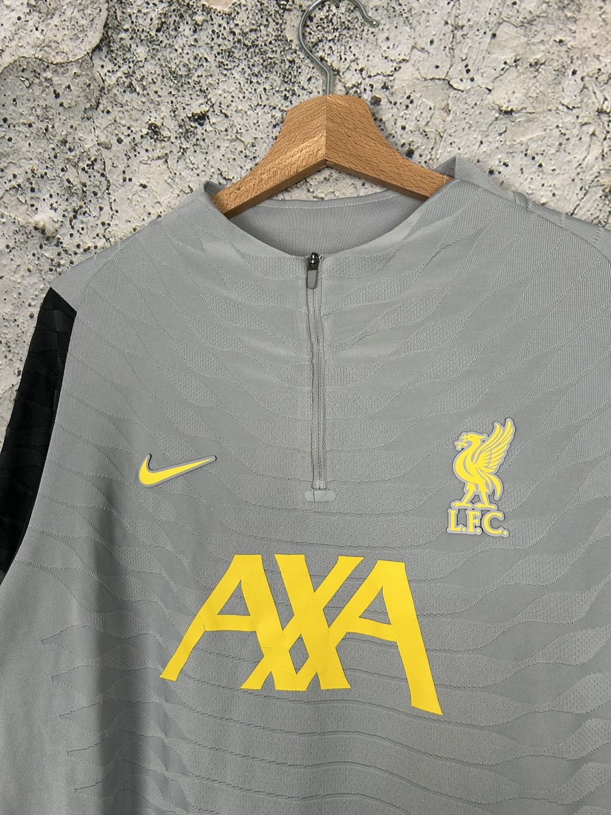 Nike Nike Liverpool FC Jersey Football Soccer Longsleeve Training Size US XL / EU 56 / 4 - 3 Thumbnail