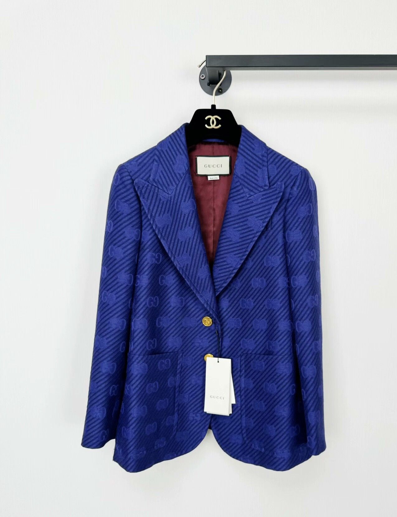 Gucci Gucci full-logo brand new suit jacket Size XS / US 0-2 / IT 36-38 - 1 Thumbnail