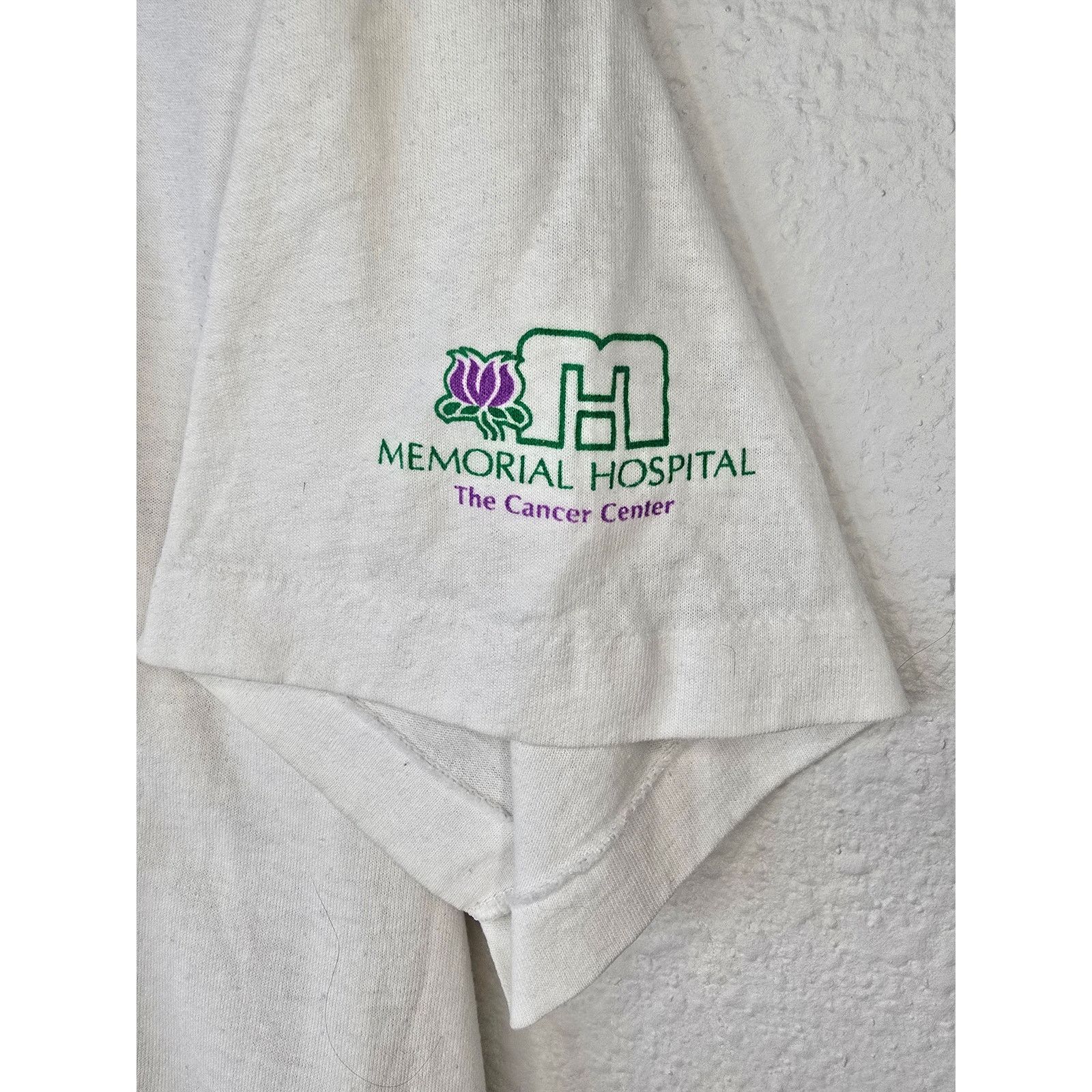 Vintage Vintage Im A Star Shirt White XL Memorial Hospital Tee Size US XL / EU 56 / 4 - 4 Thumbnail