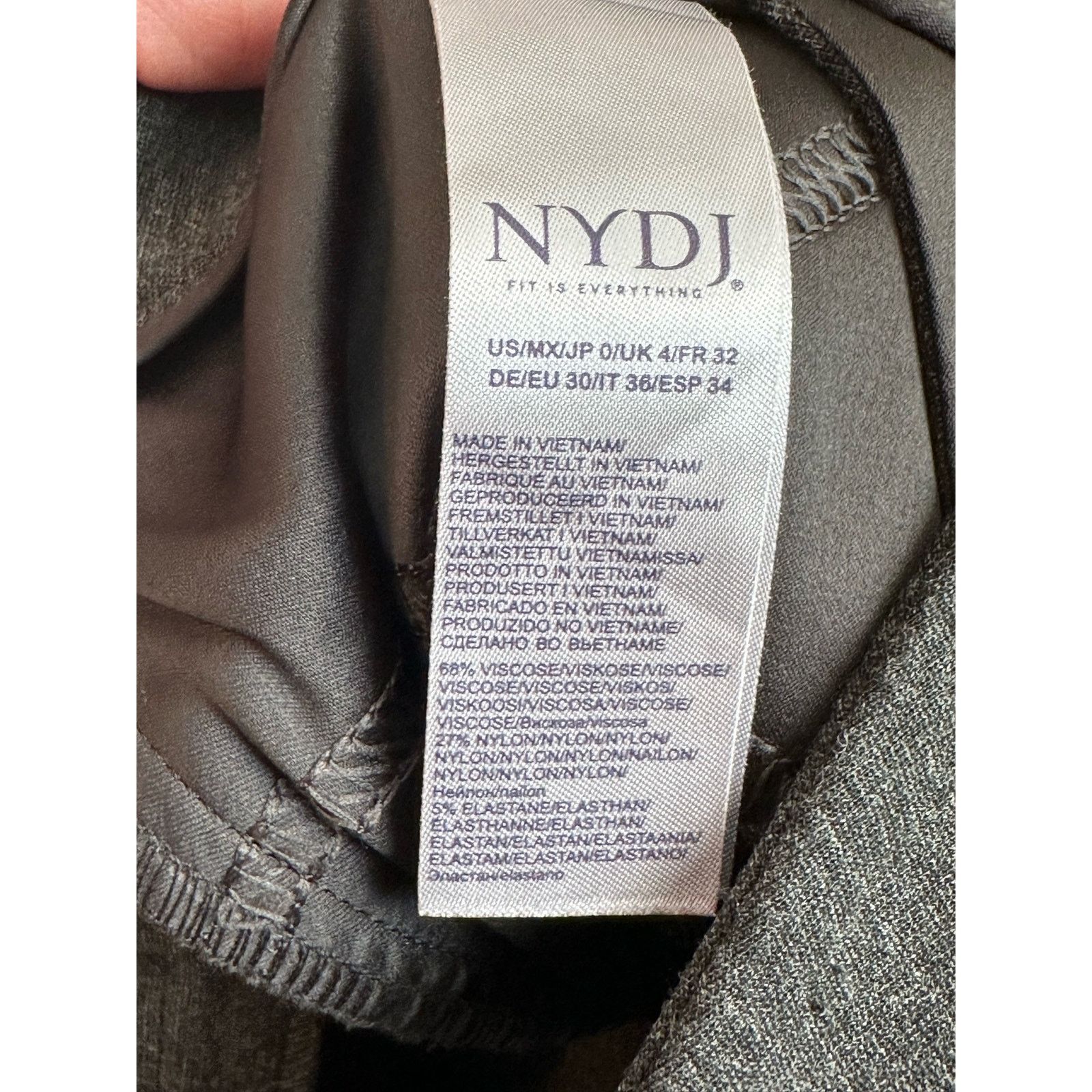 NYDJ NYDJ Charcoal Lift Tuck straight legs pants size 0 Size 25" / US 0 / IT 36 - 7 Thumbnail