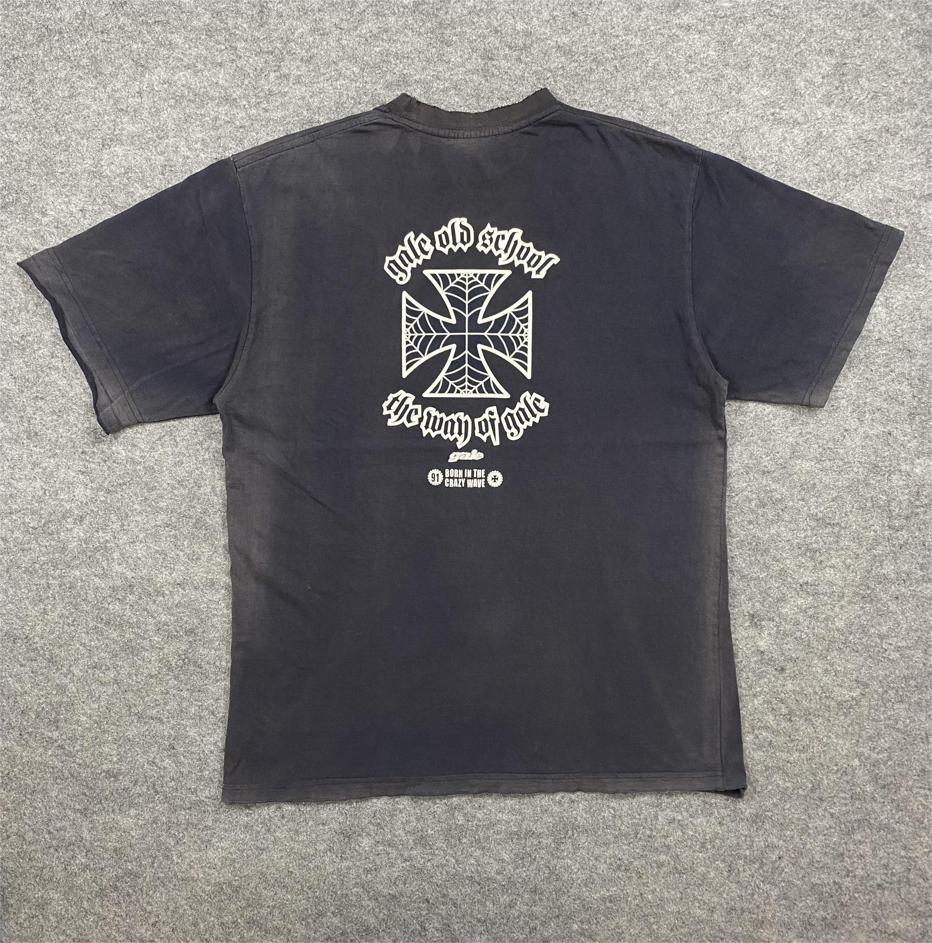Japanese Brand Vintage sun faded big logo tshirt-N021 Size US L / EU 52-54 / 3 - 1 Thumbnail